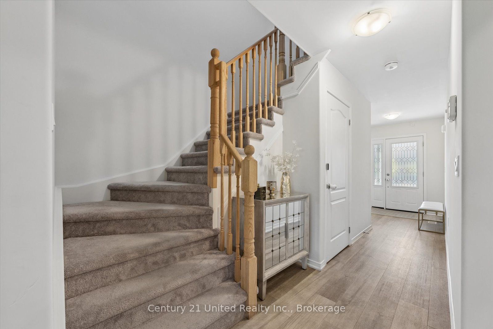 1621 Hetherington Drive Property Photo 4