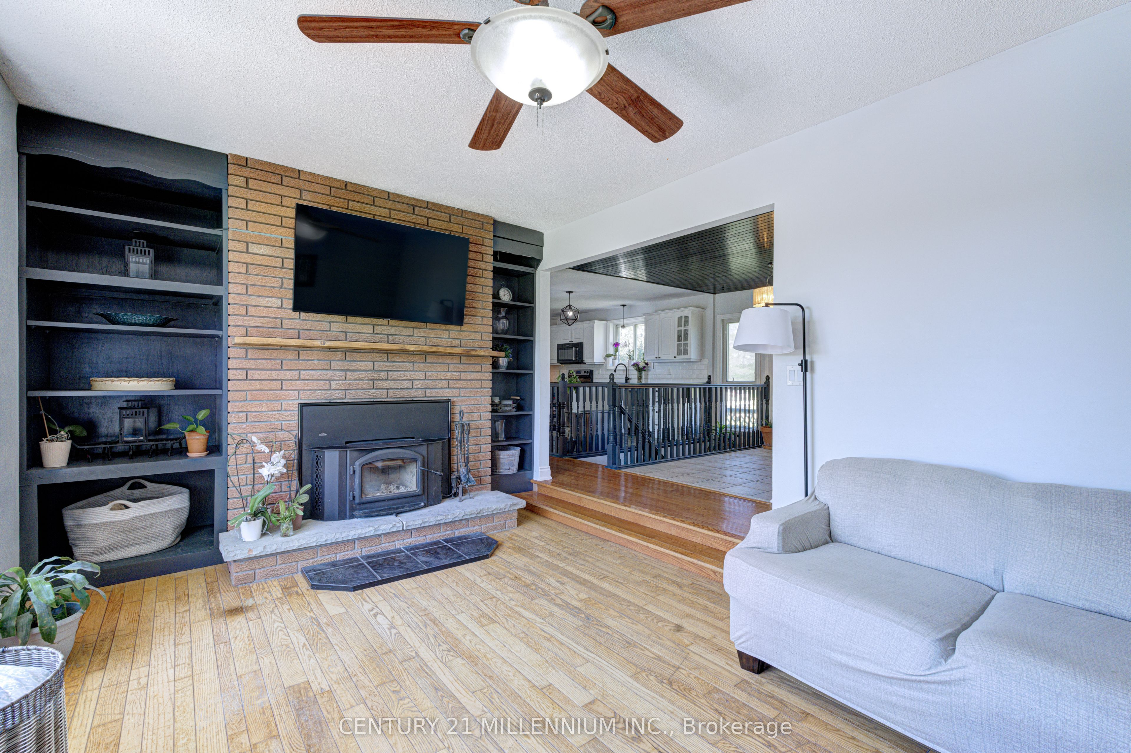 423344 25th Side Road Property Photo 15