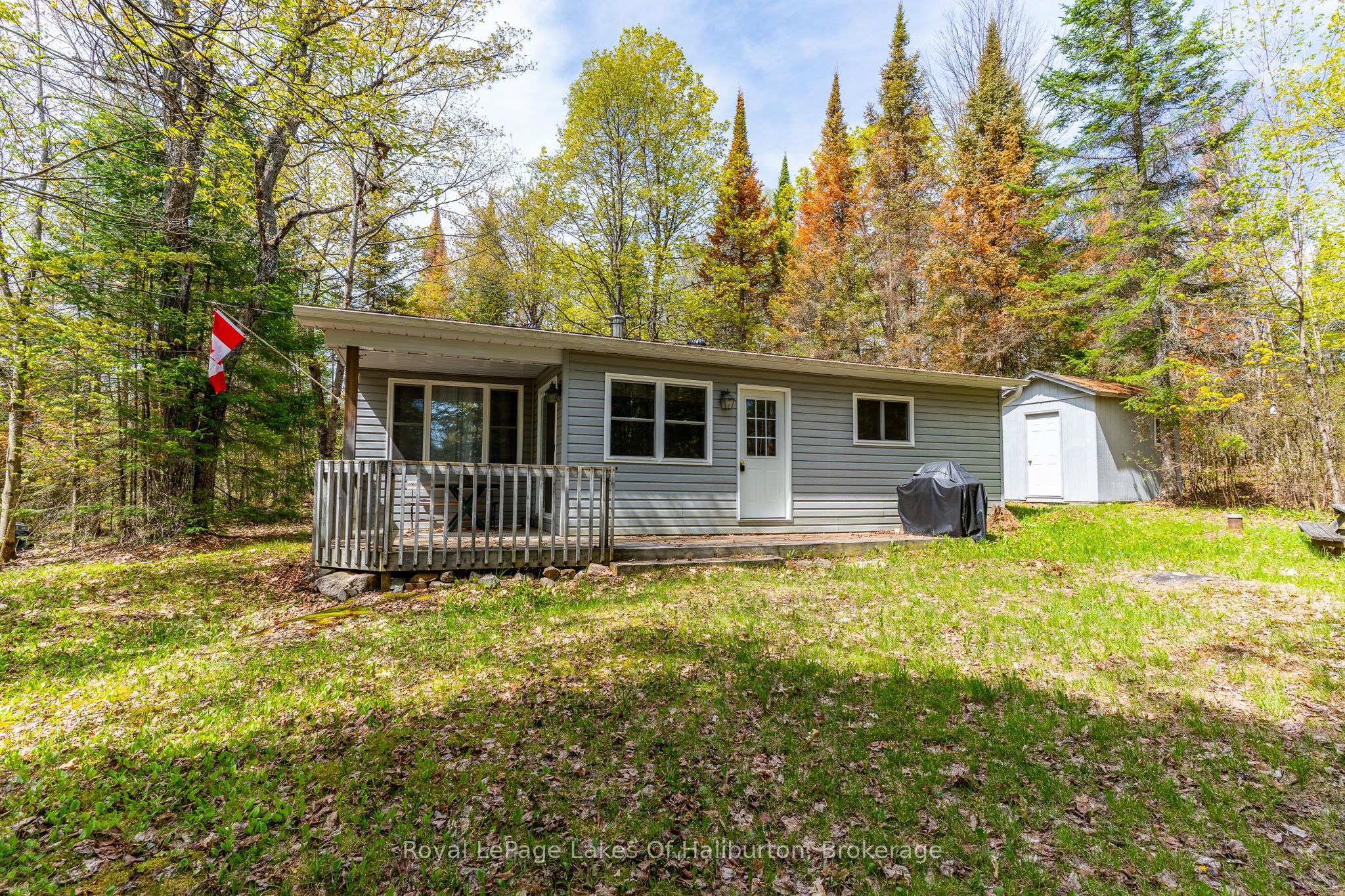 1099 Yellow Rock Drive Property Photo 1