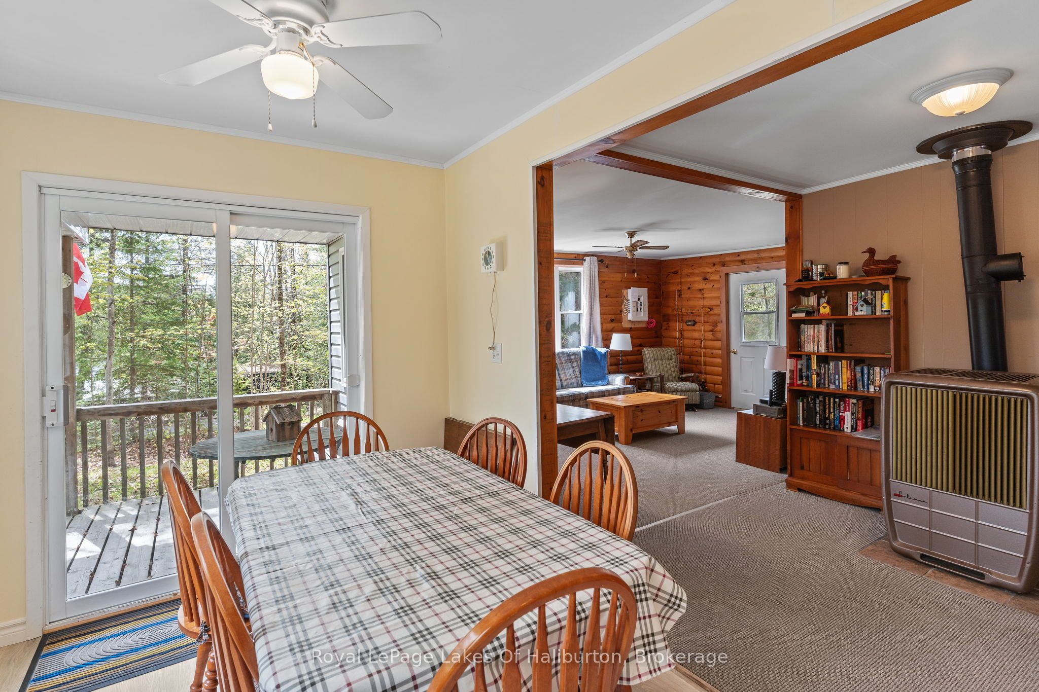 1099 Yellow Rock Drive Property Photo 14
