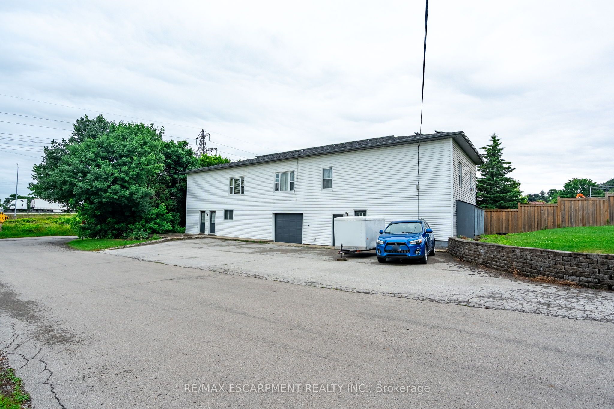 154-156 Freelton Road Property Photo 20