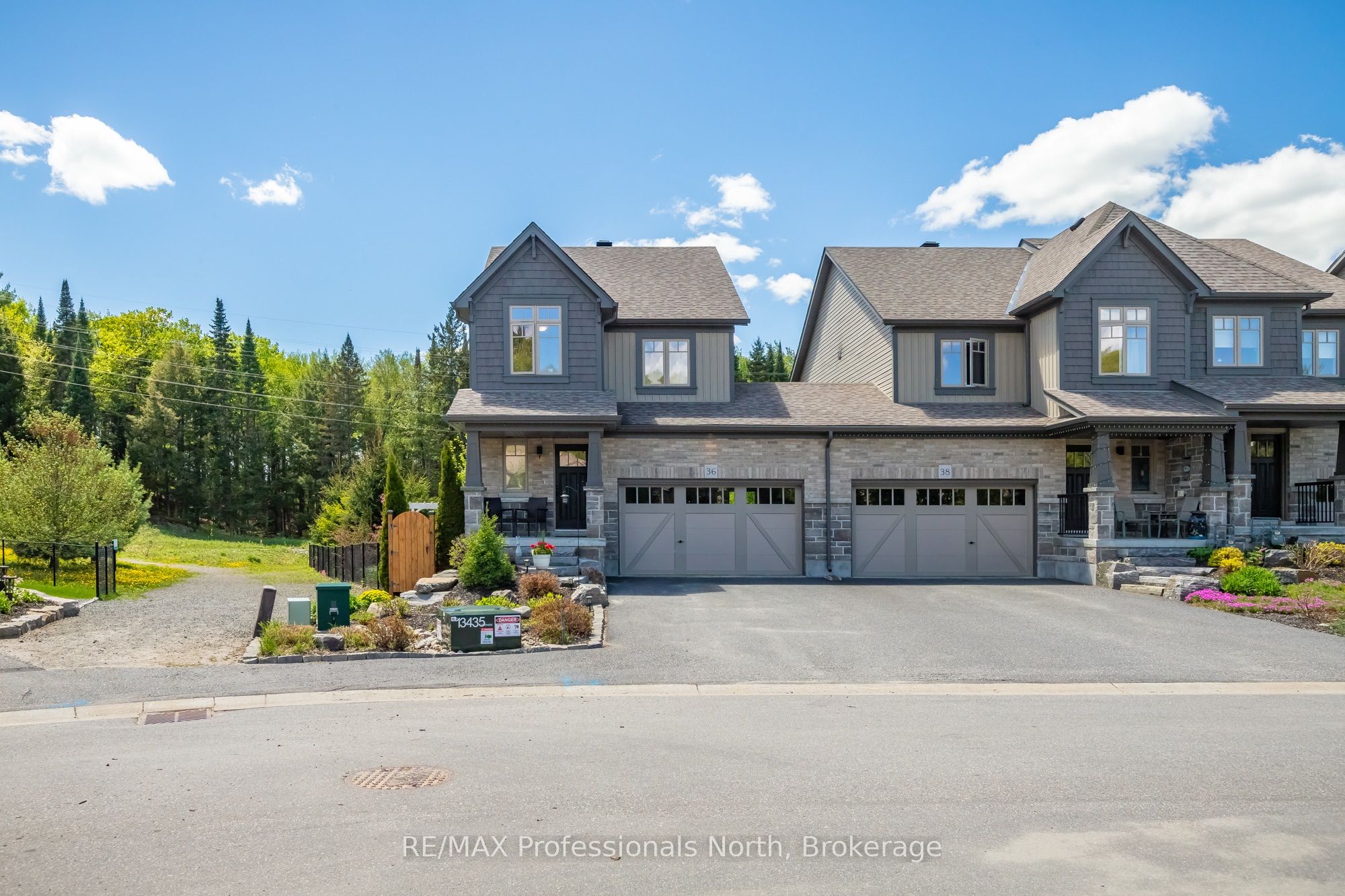 36 Spalding Crescent Property Photo 1