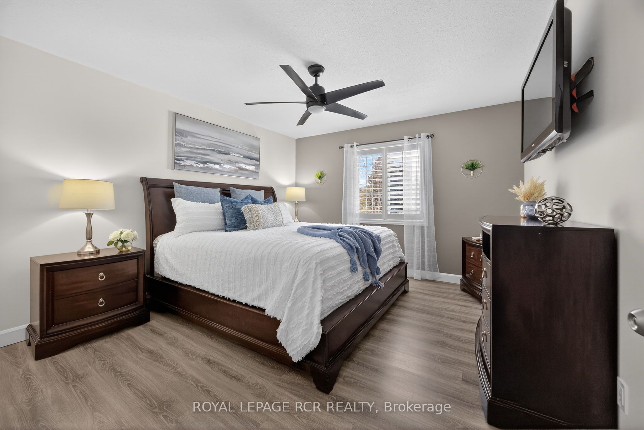 17 Deaken Drive Property Photo 14