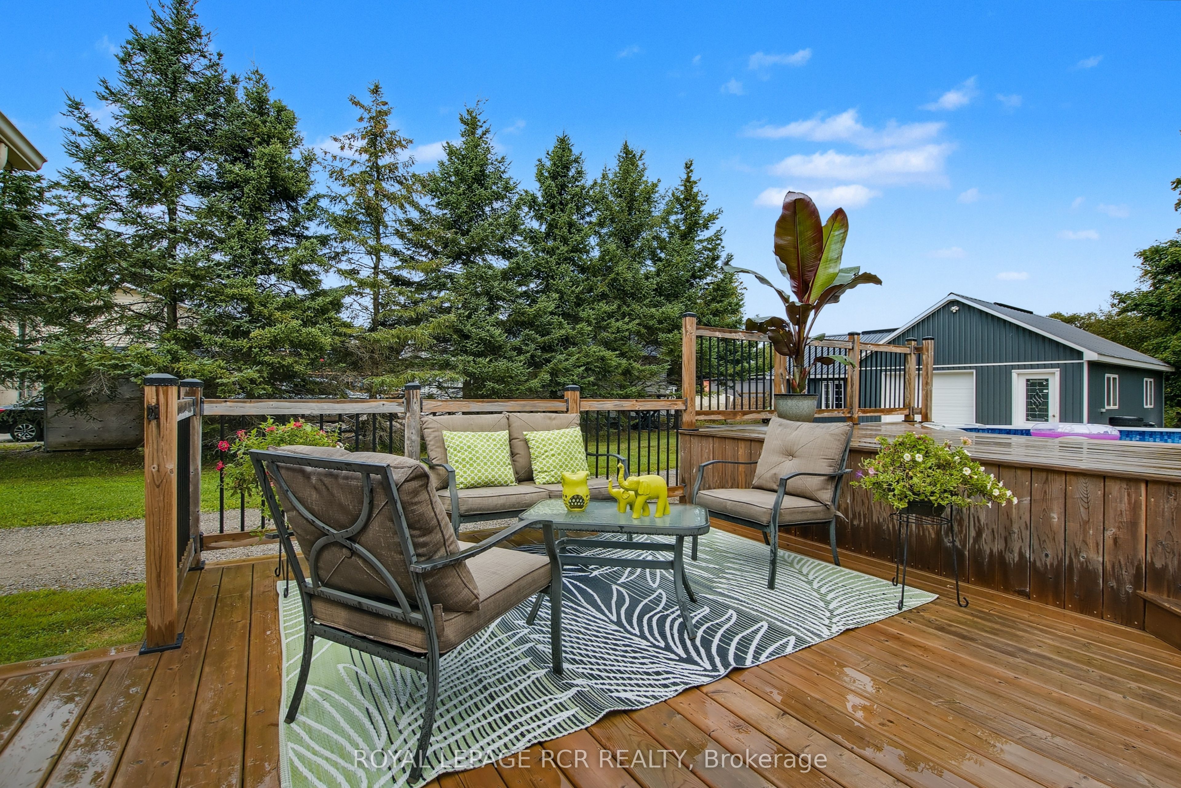 17 Deaken Drive Property Photo 37