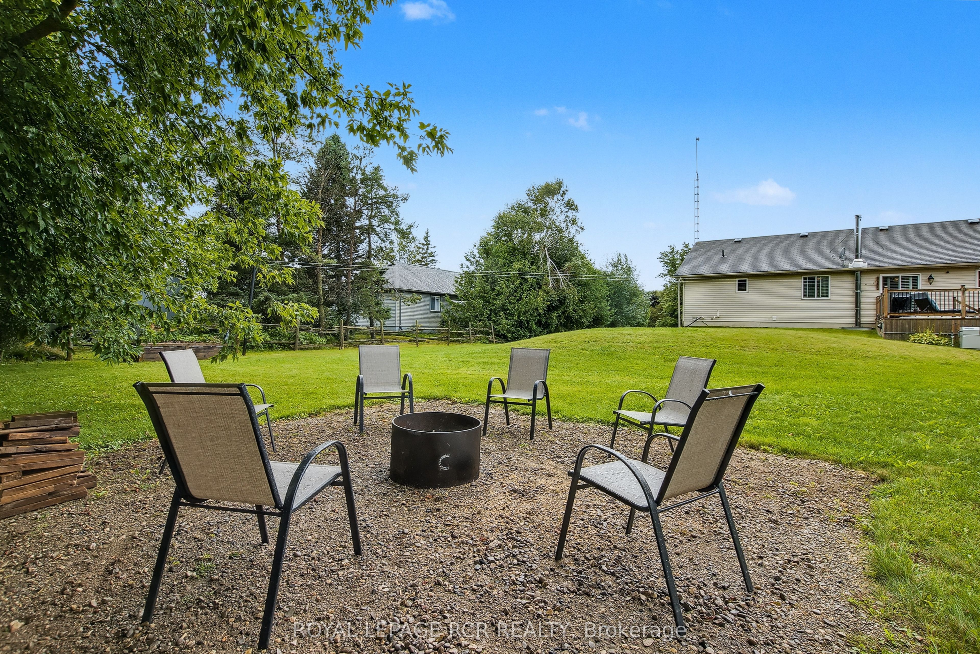 17 Deaken Drive Property Photo 43