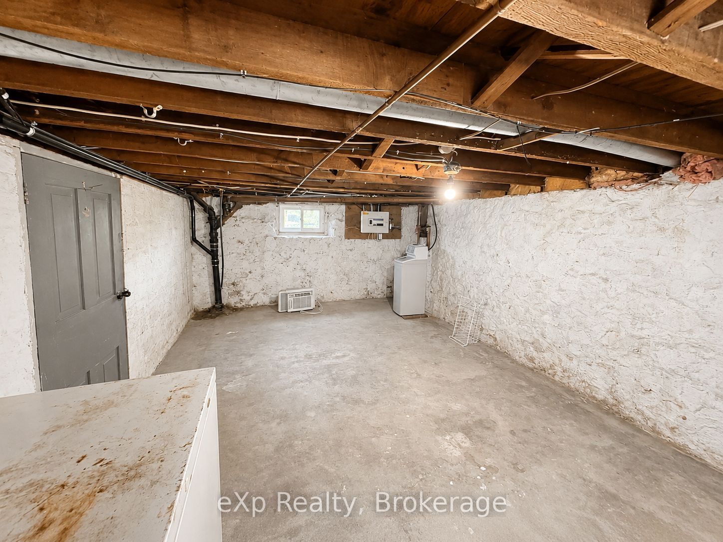 595 9th Street Property Photo 16
