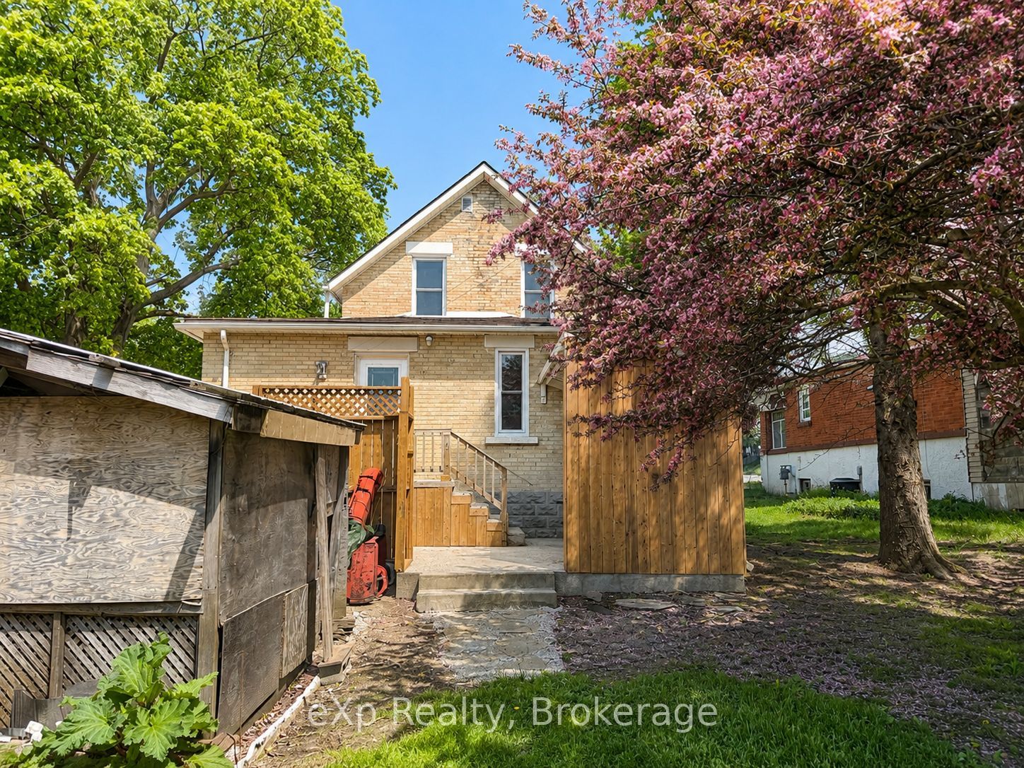 595 9th Street Property Photo 18