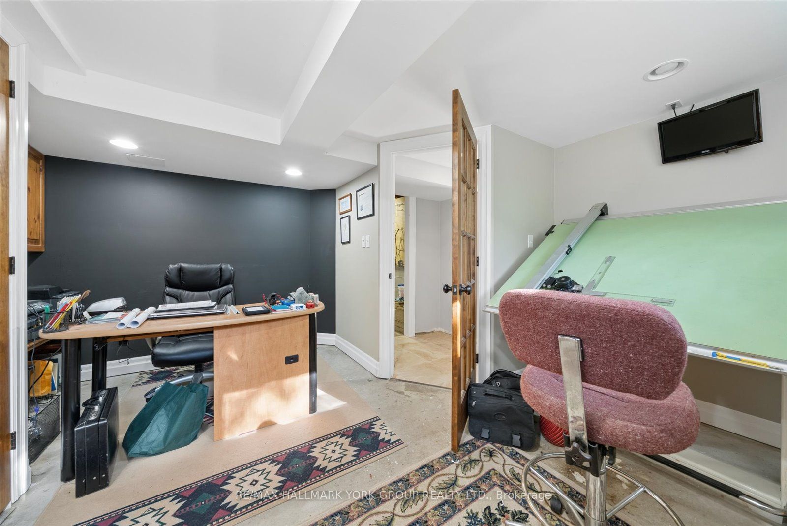 102 Albert Street Property Photo 37