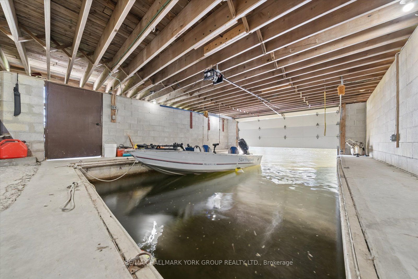 102 Albert Street Property Photo 45
