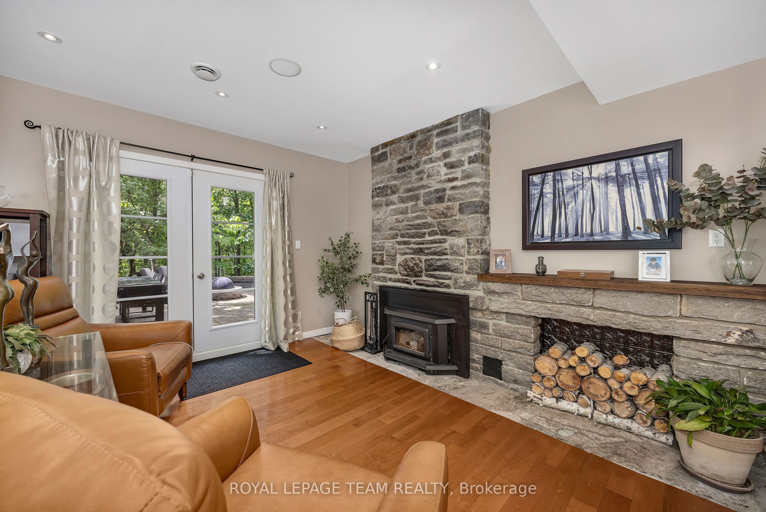 2 Fairhaven Way Property Photo 9