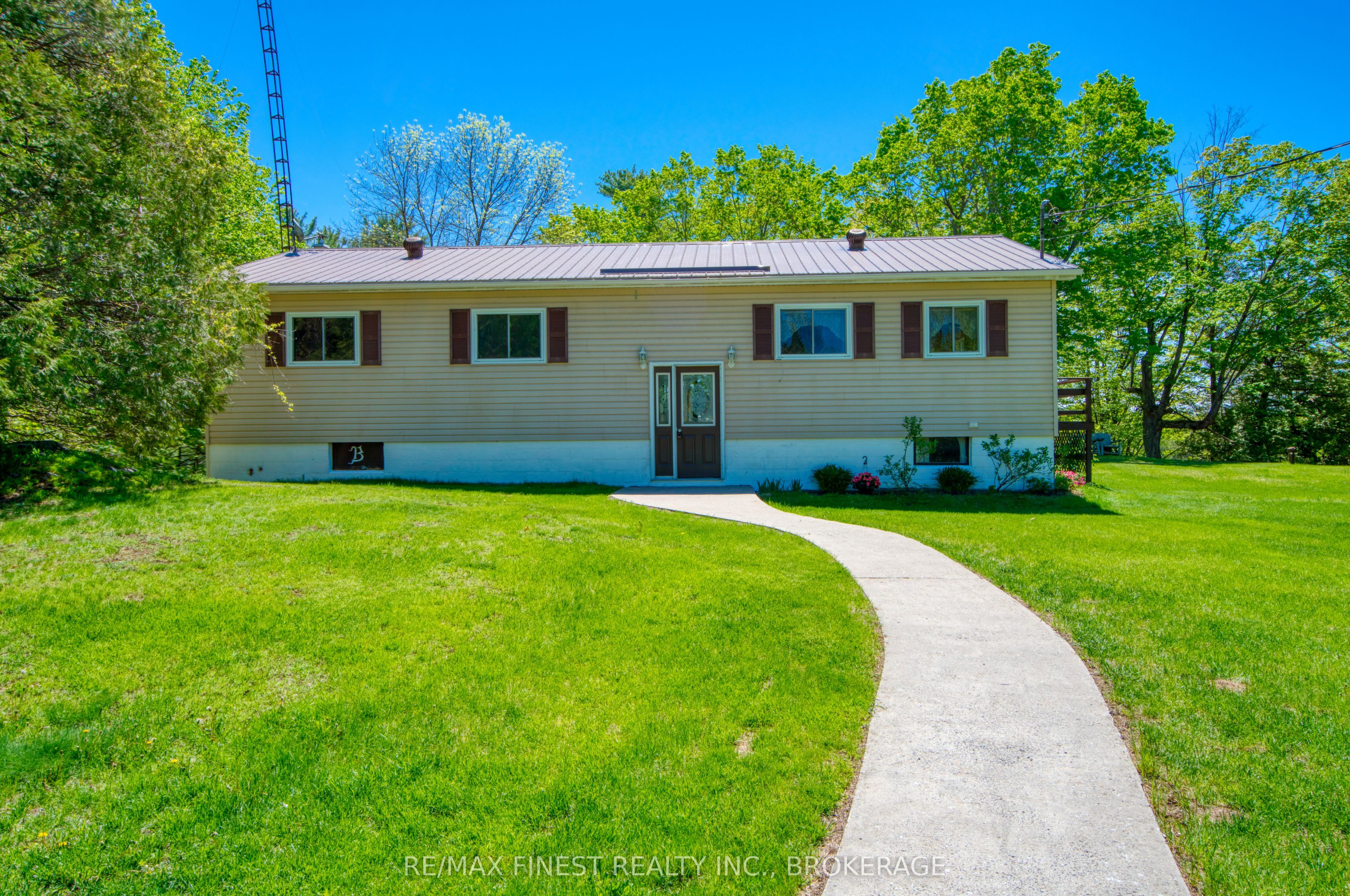1182 Clement Road Property Photo 2
