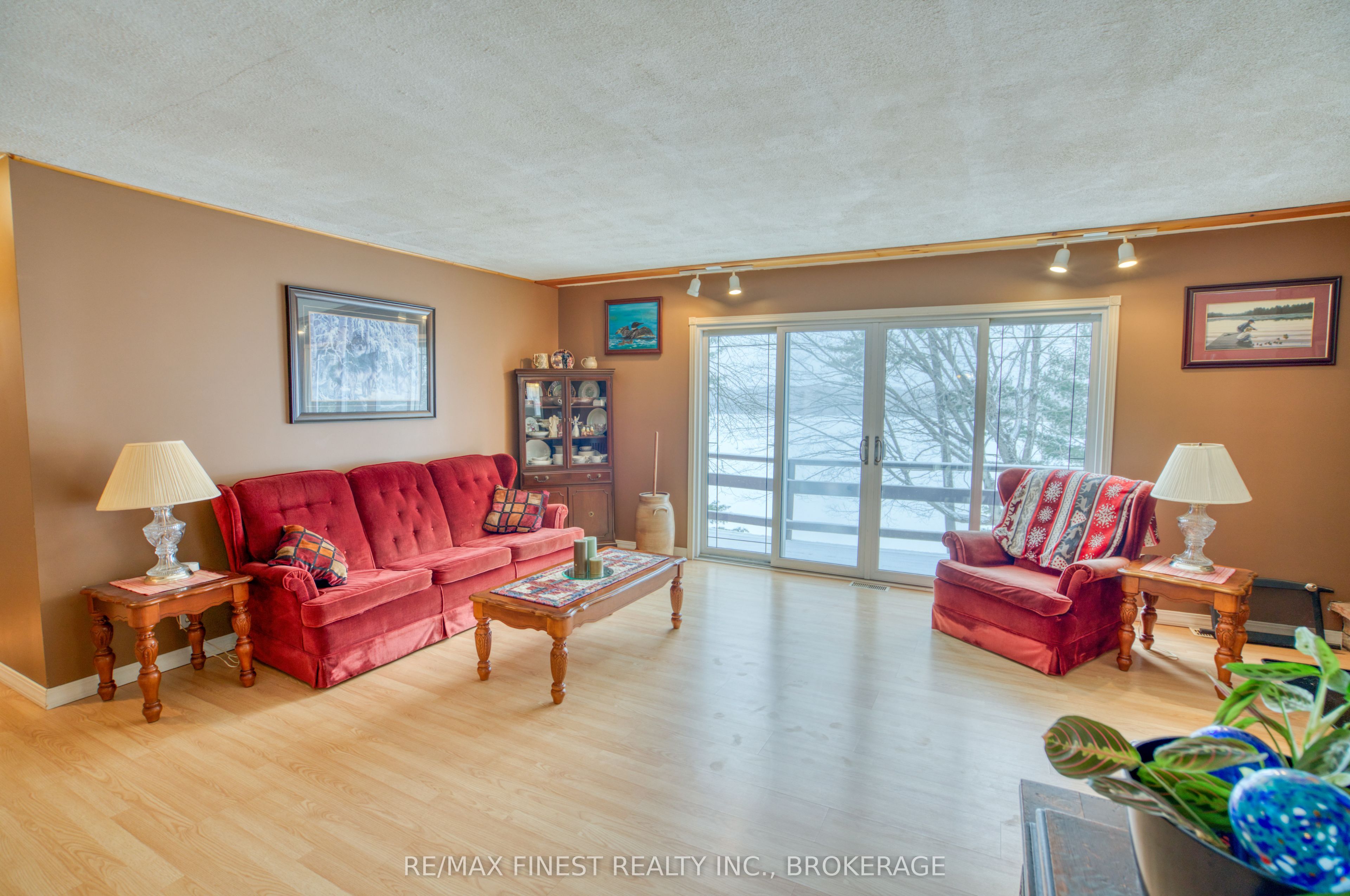 1182 Clement Road Property Photo 5