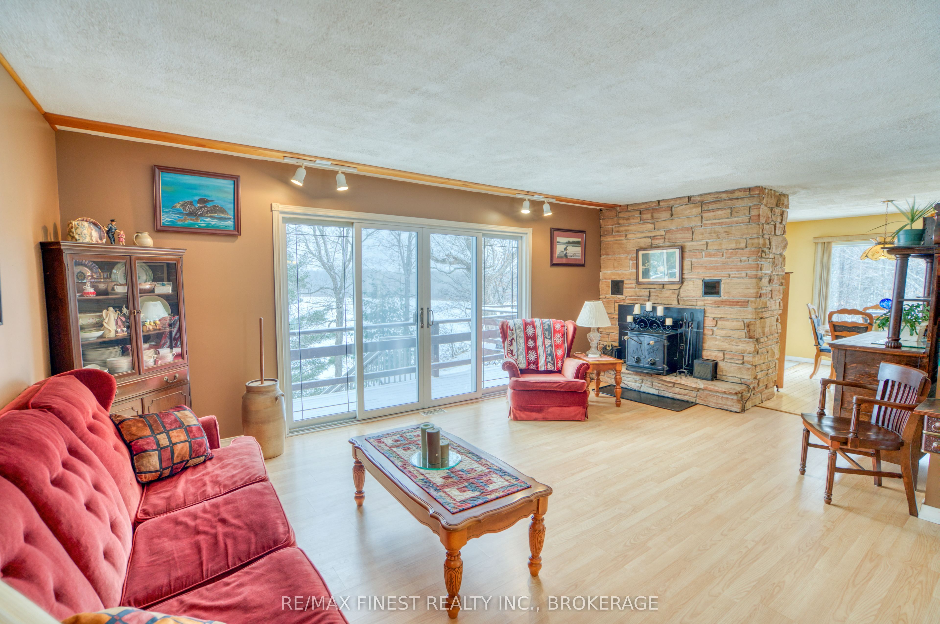 1182 Clement Road Property Photo 6