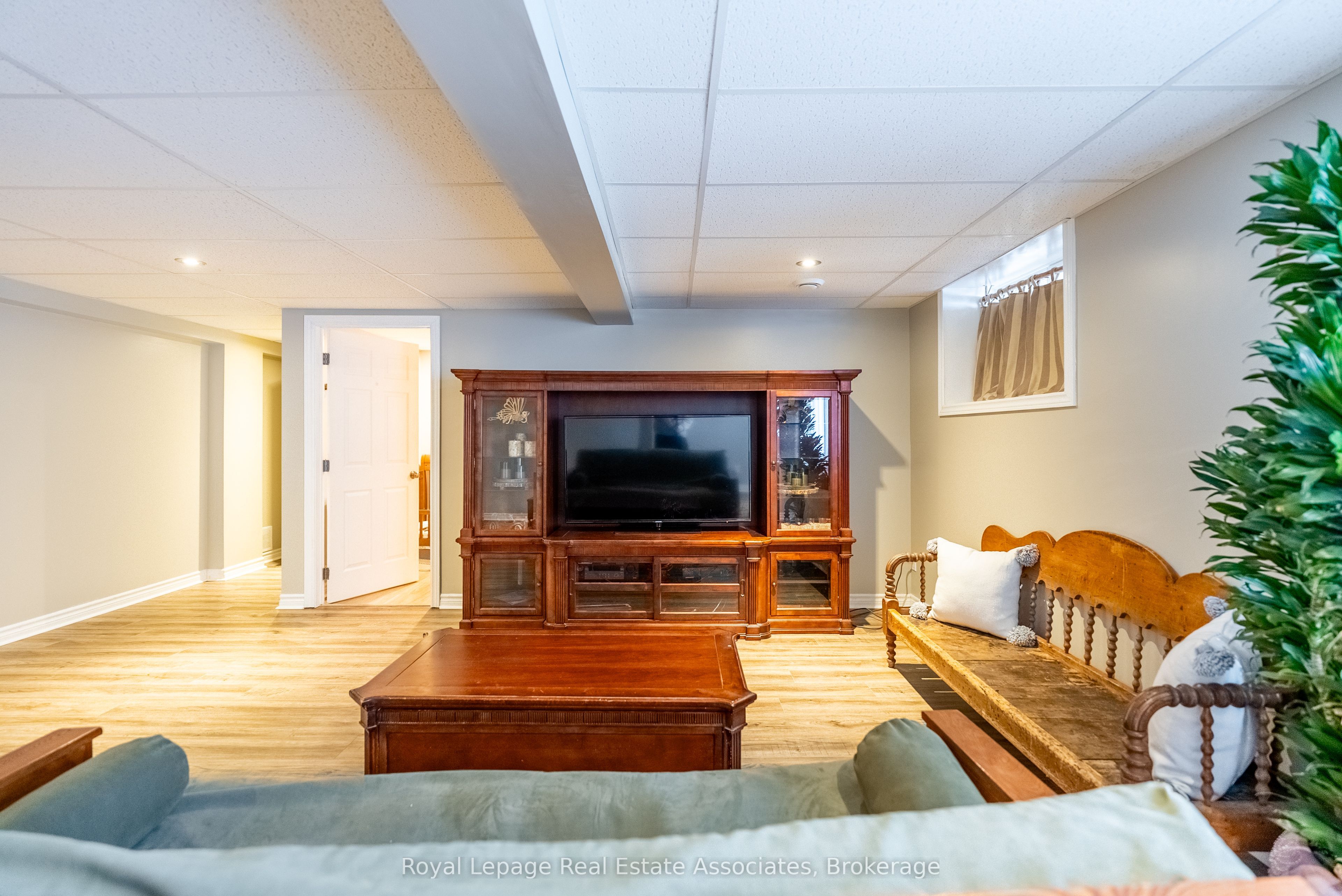 196 Circle Road Property Photo 28