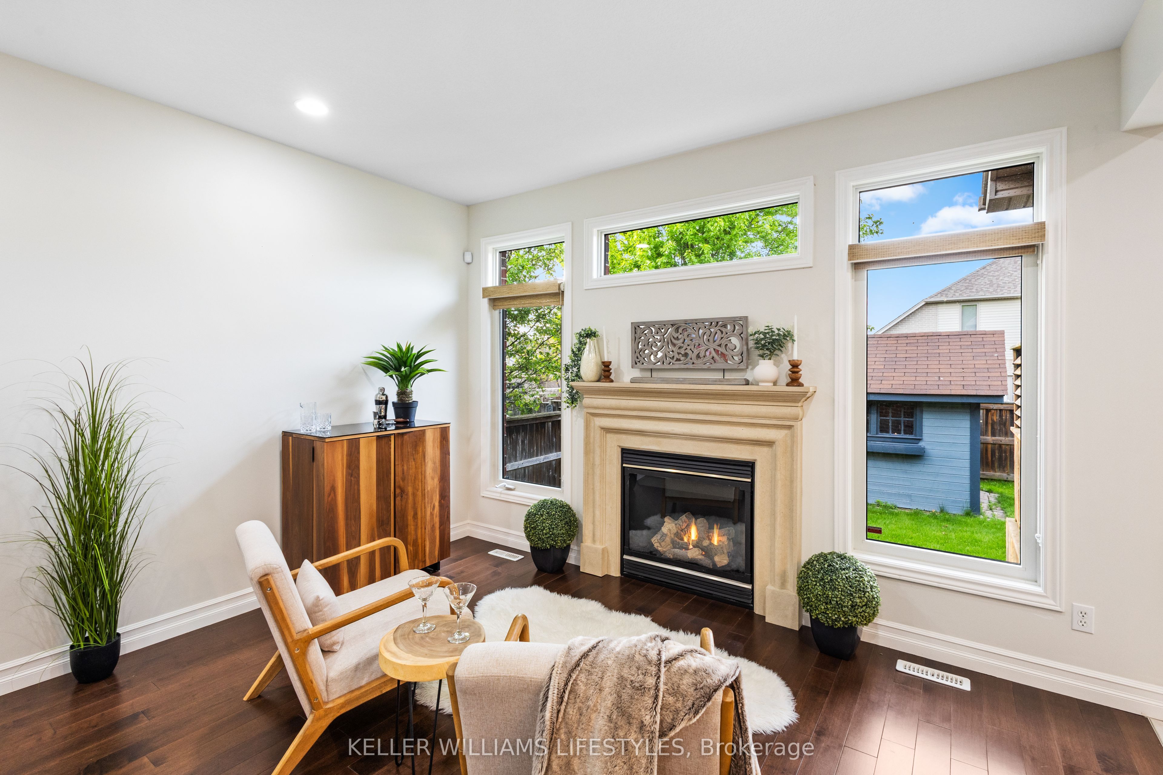 1238 Thamesridge Crescent Property Photo 10