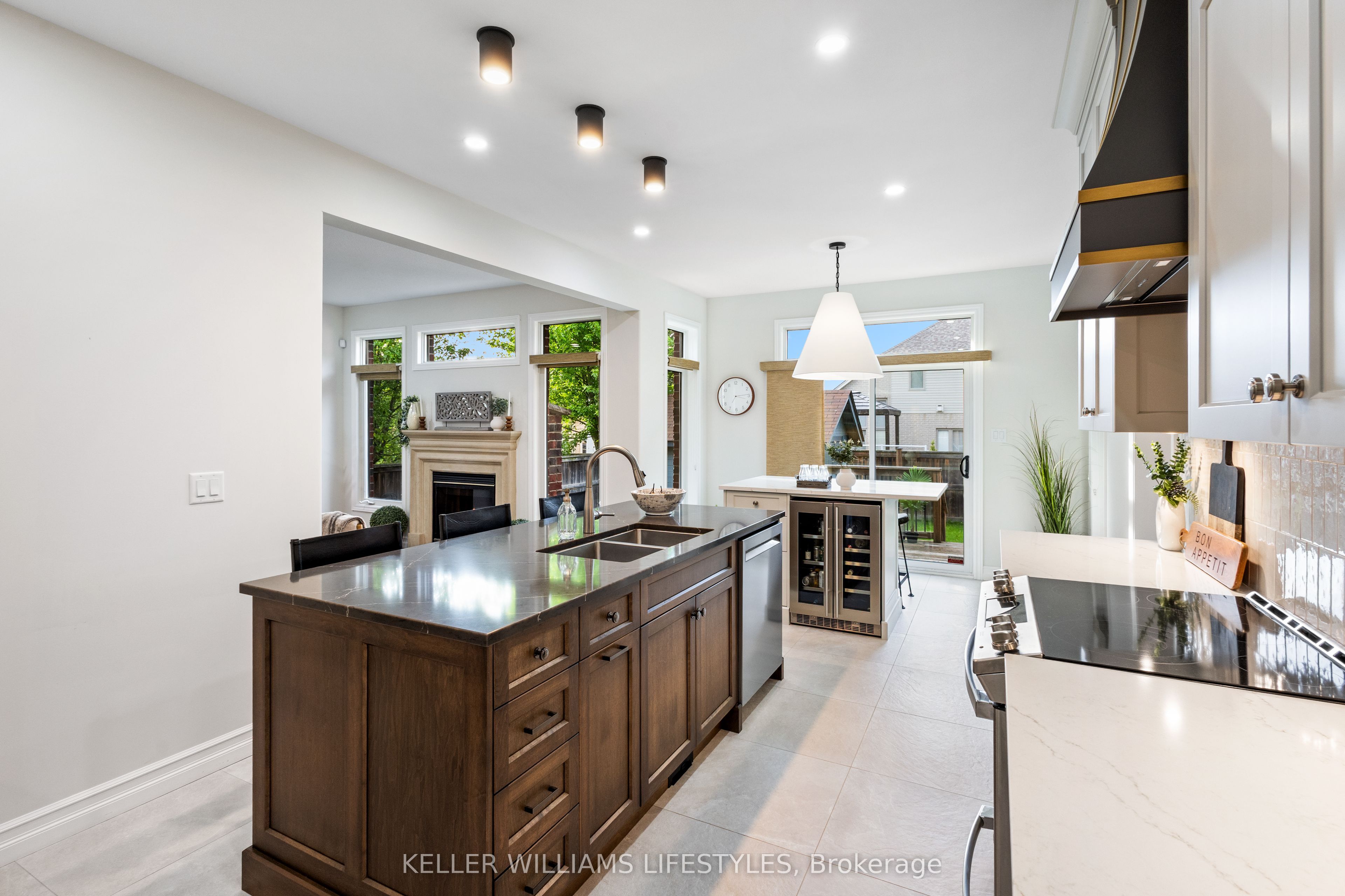 1238 Thamesridge Crescent Property Photo 16