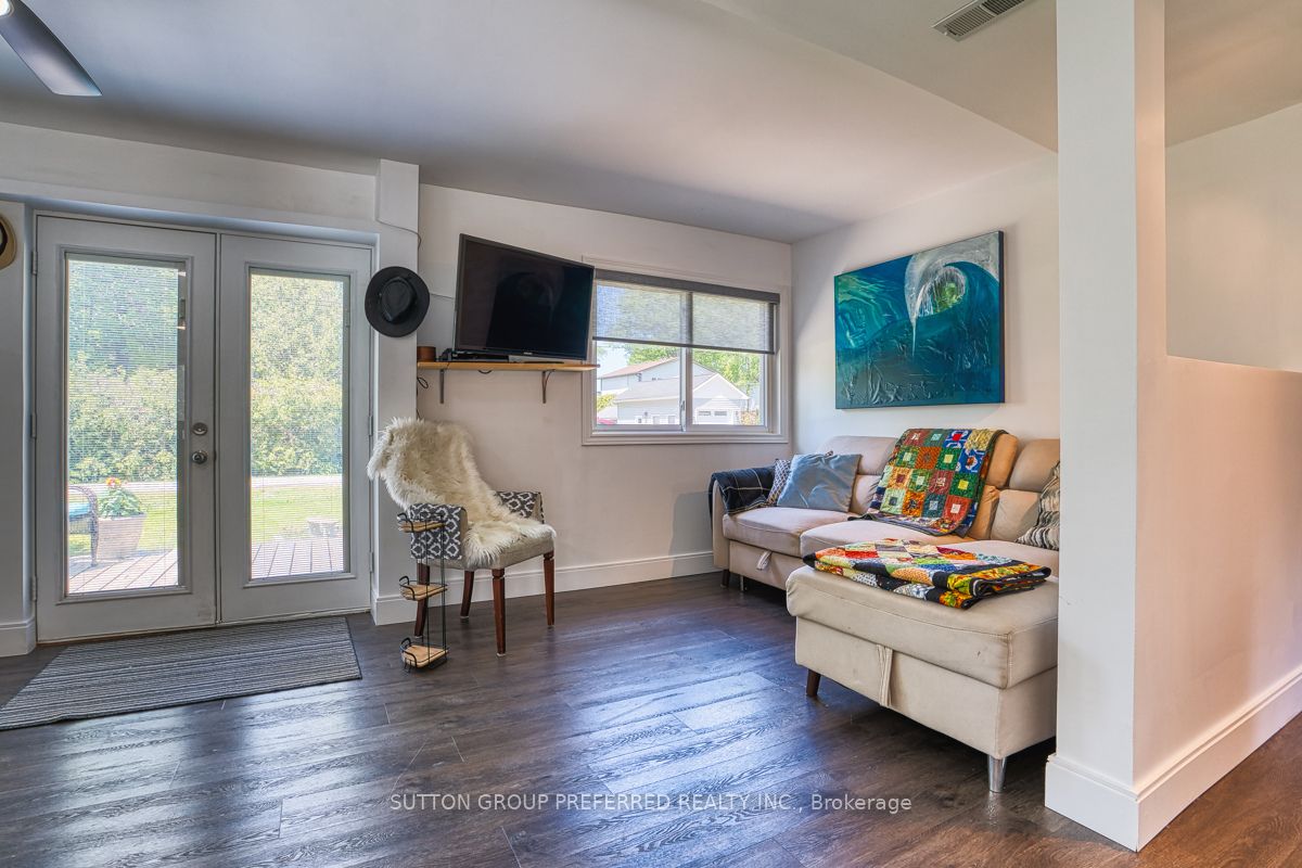 20 Bluewater Drive Property Photo 6