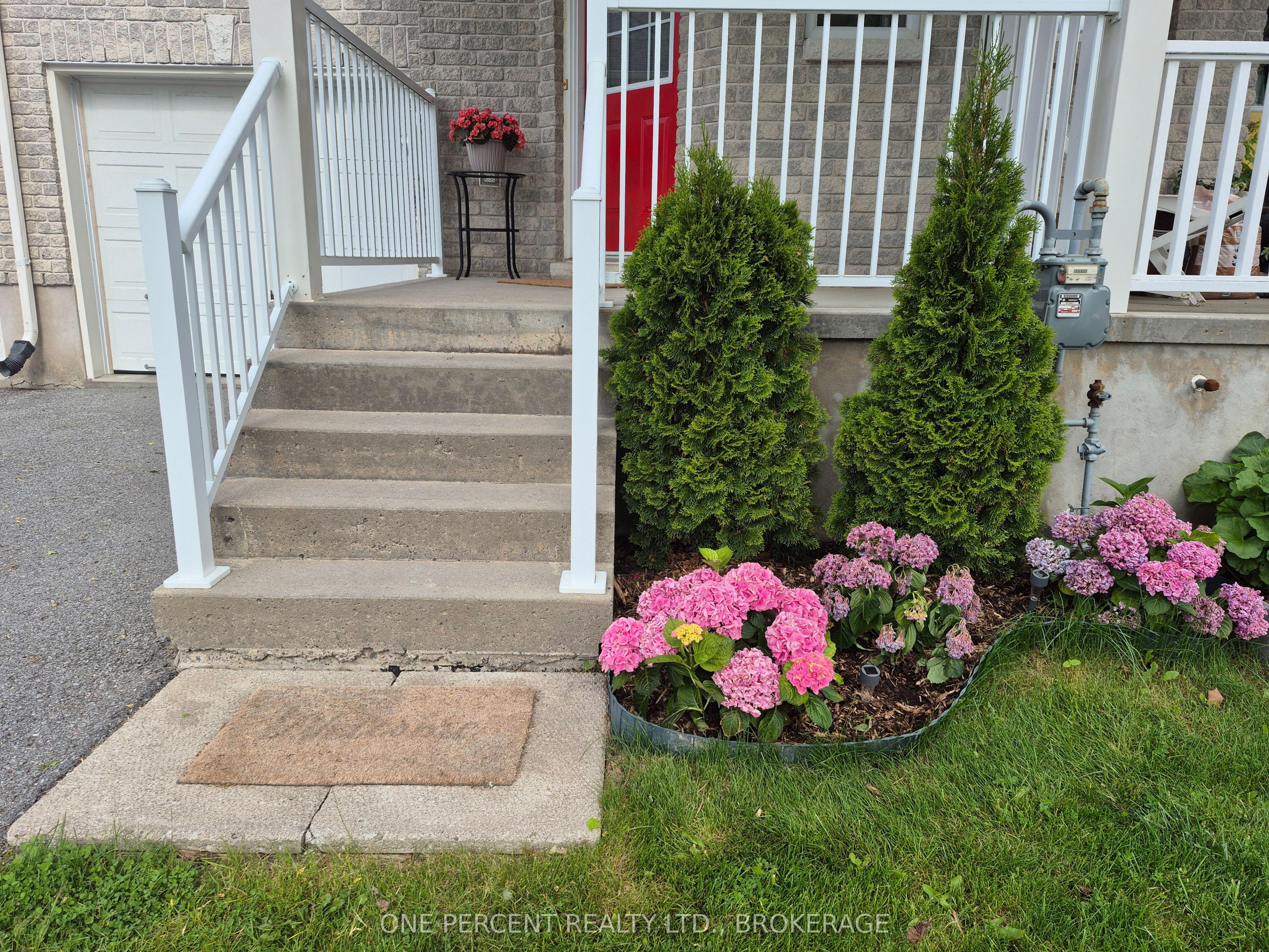 110 Fireside Court Property Photo 4