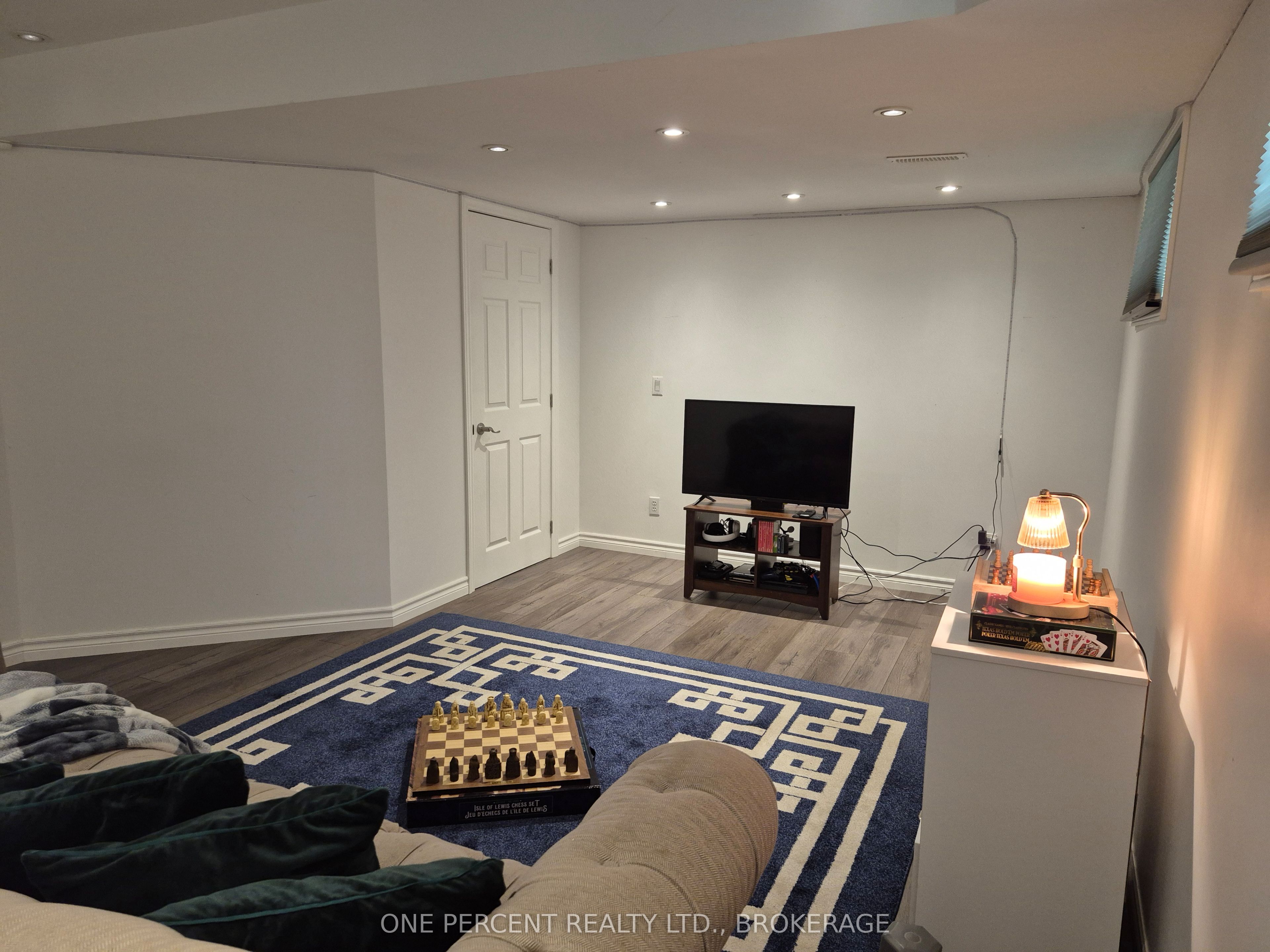 110 Fireside Court Property Photo 40