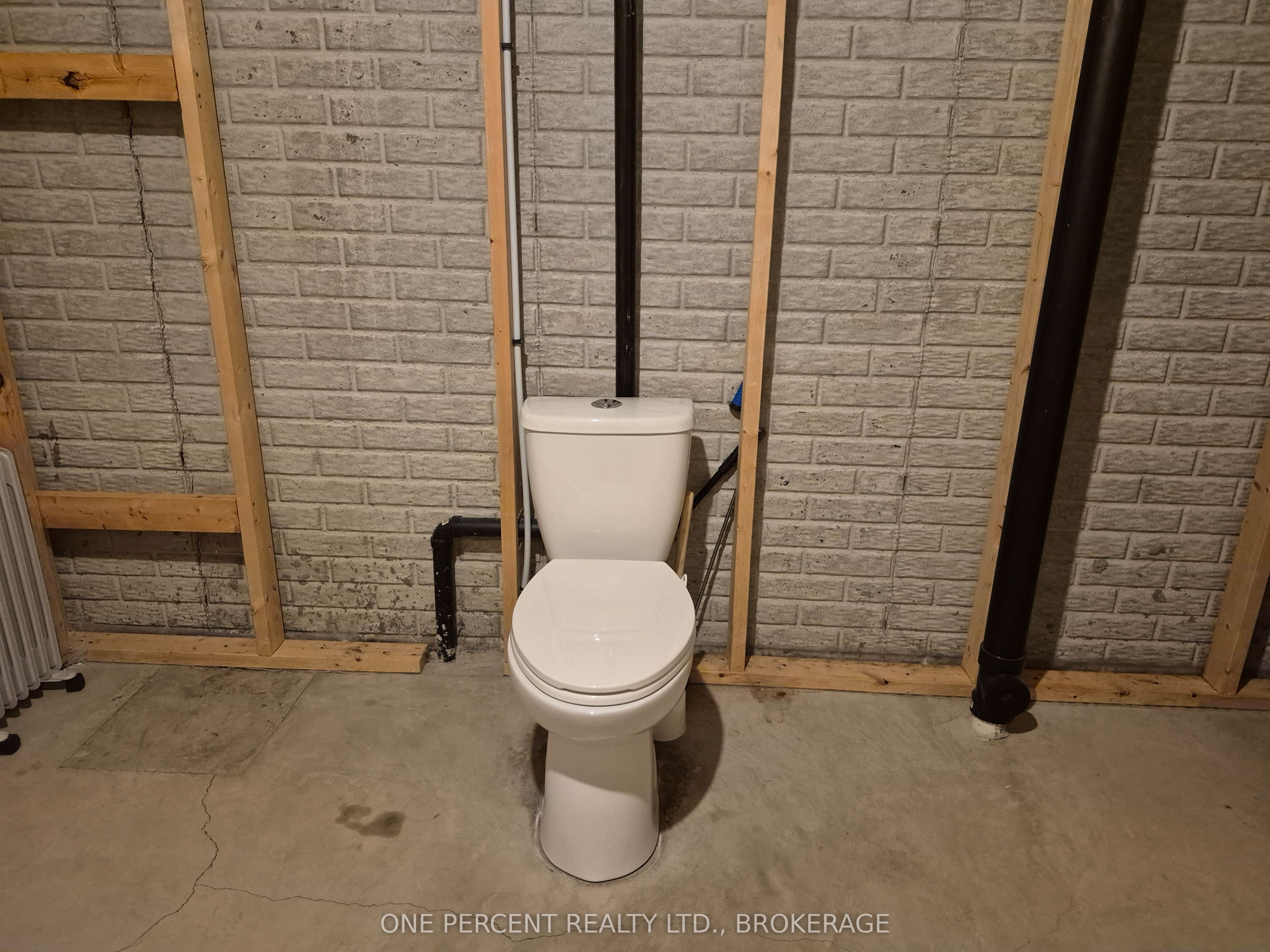110 Fireside Court Property Photo 44