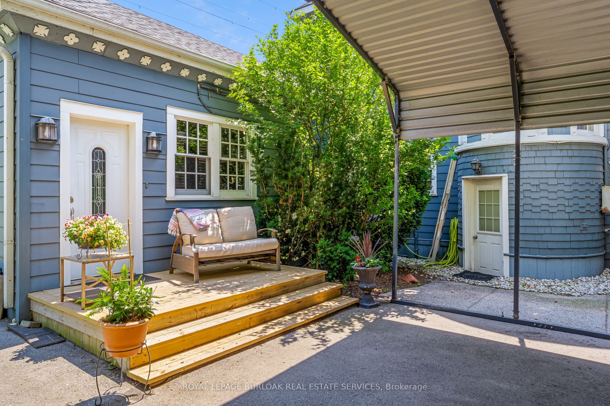 957 Beach Boulevard Property Photo 13