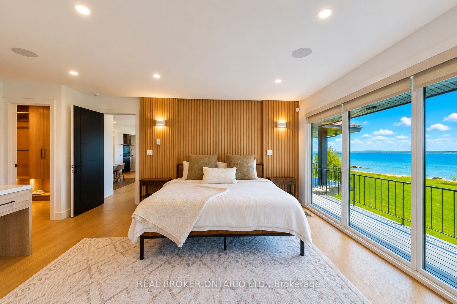 285 Balmy Beach Road Property Photo 16