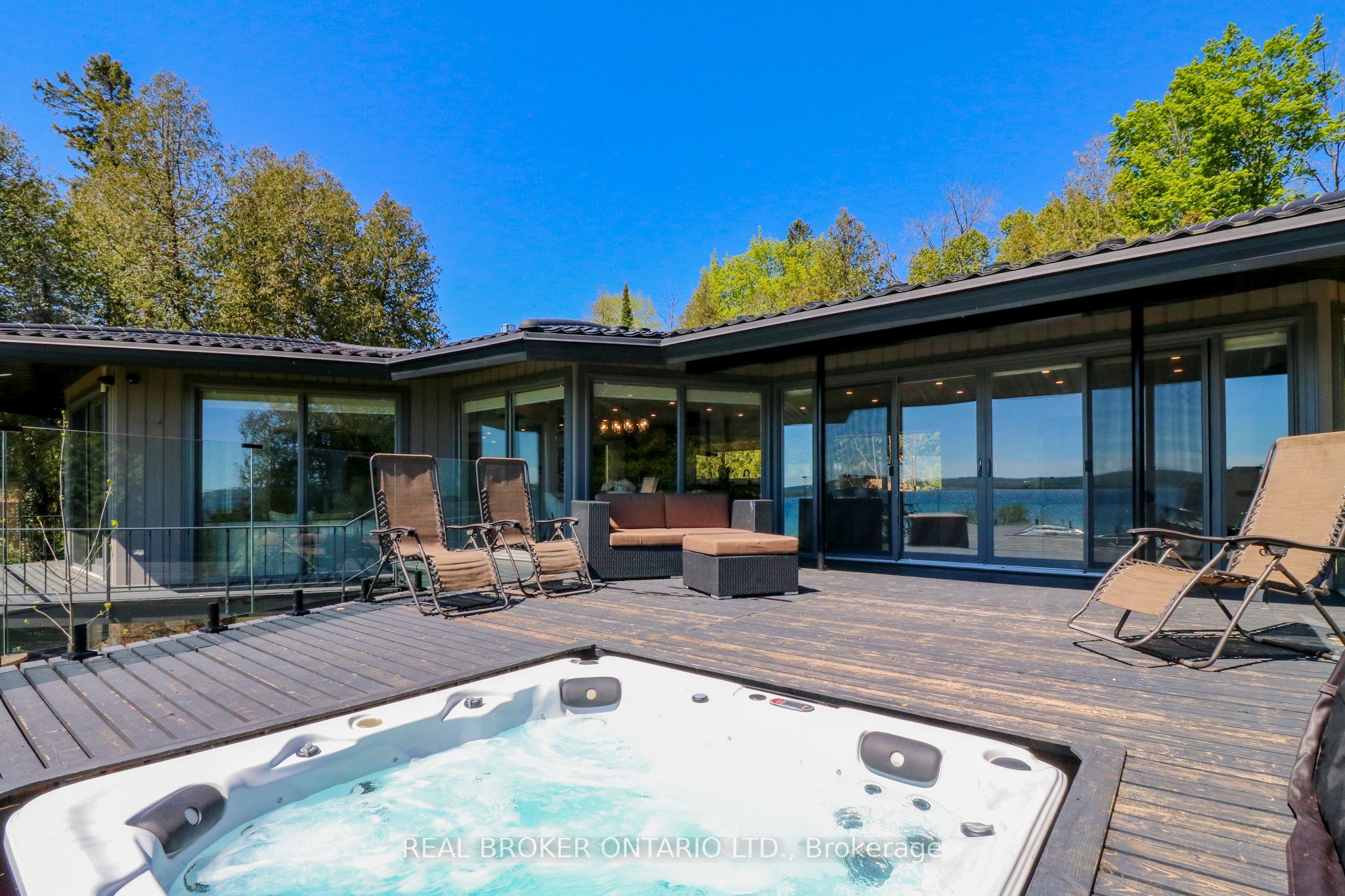 285 Balmy Beach Road Property Photo 25