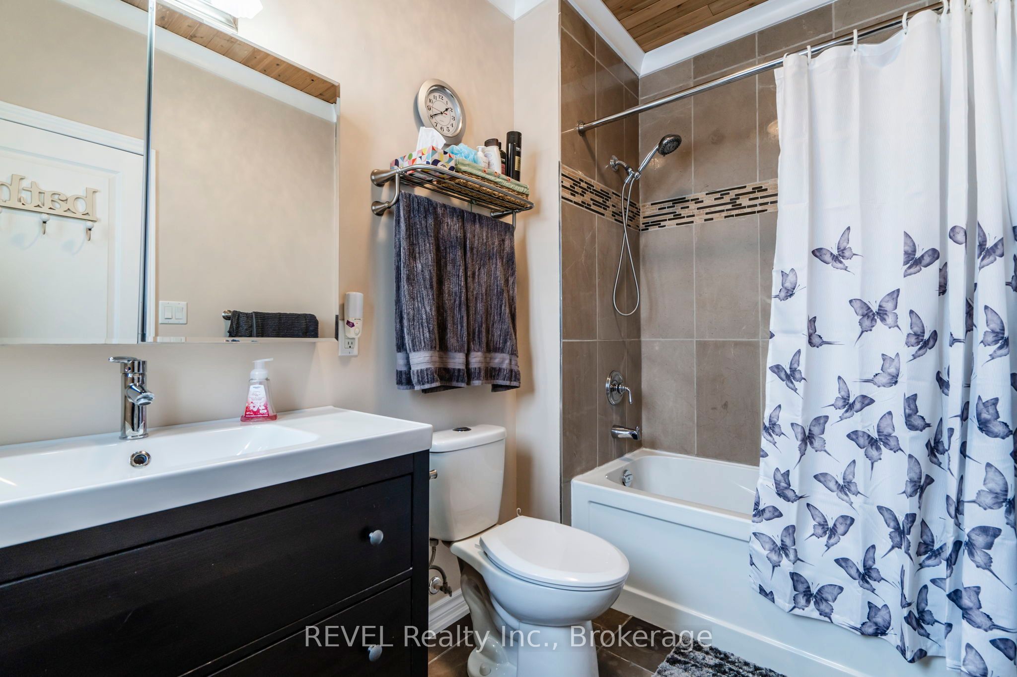 1006 River Street Property Photo 25
