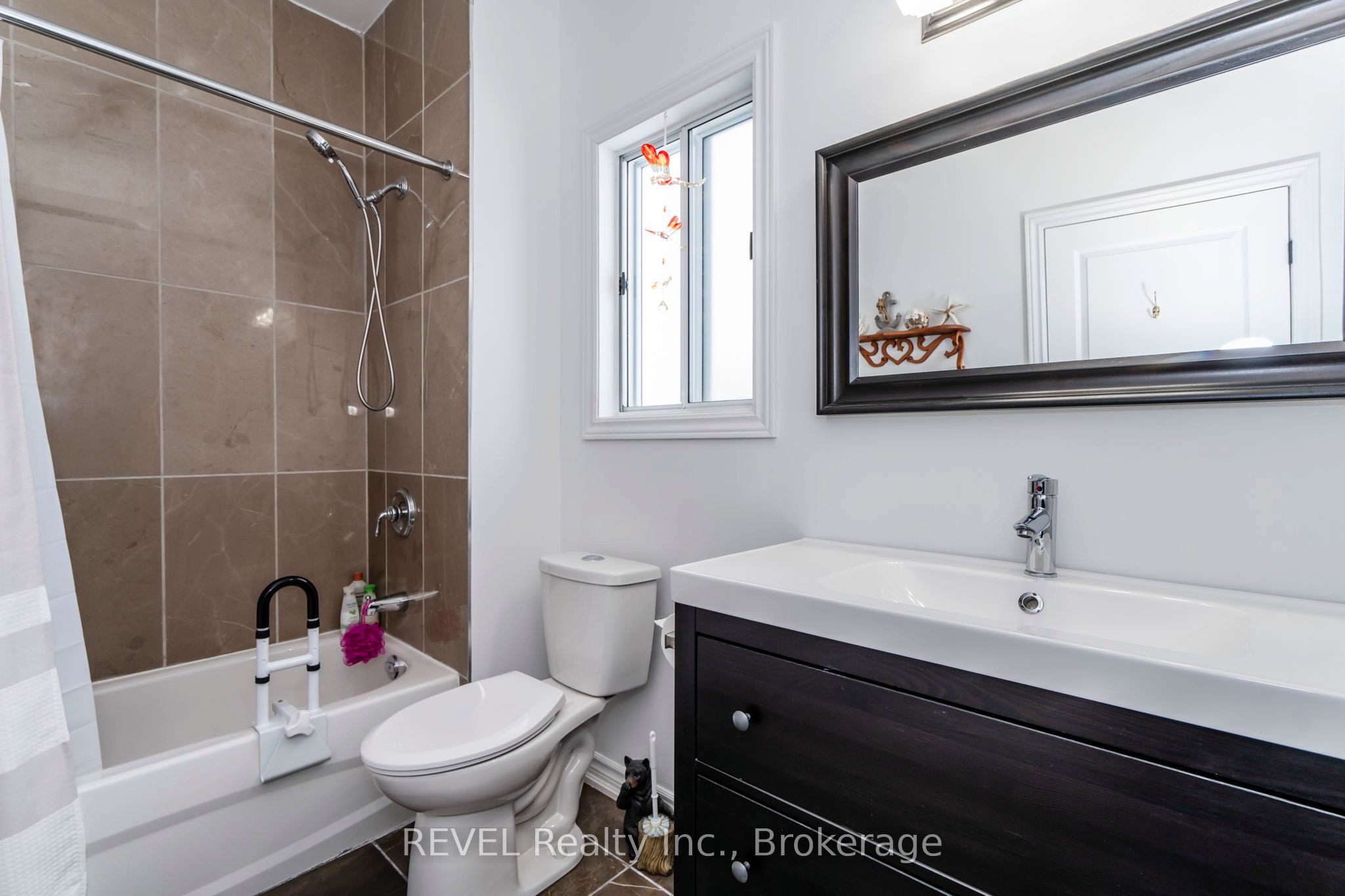1006 River Street Property Photo 31