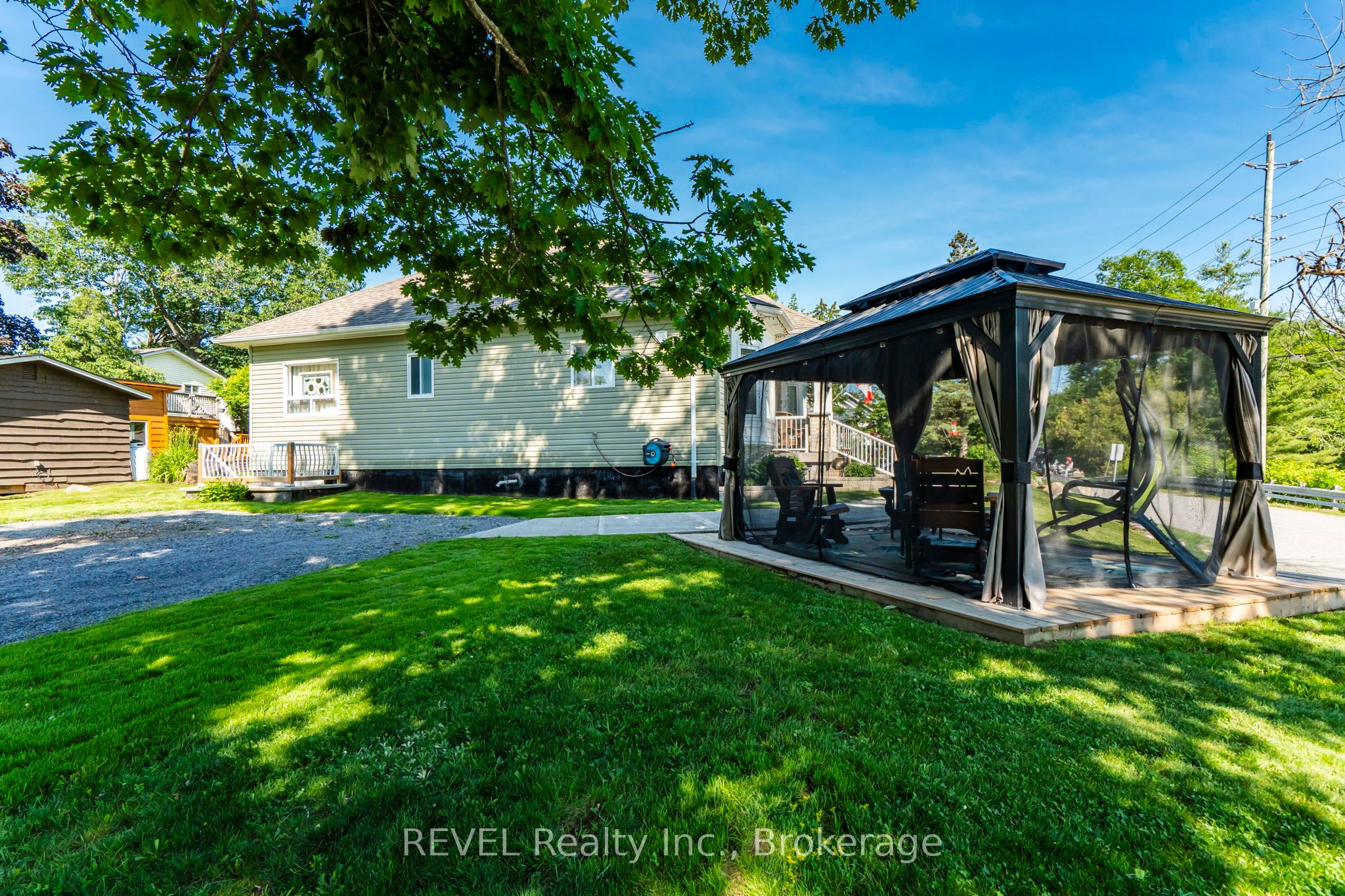 1006 River Street Property Photo 35