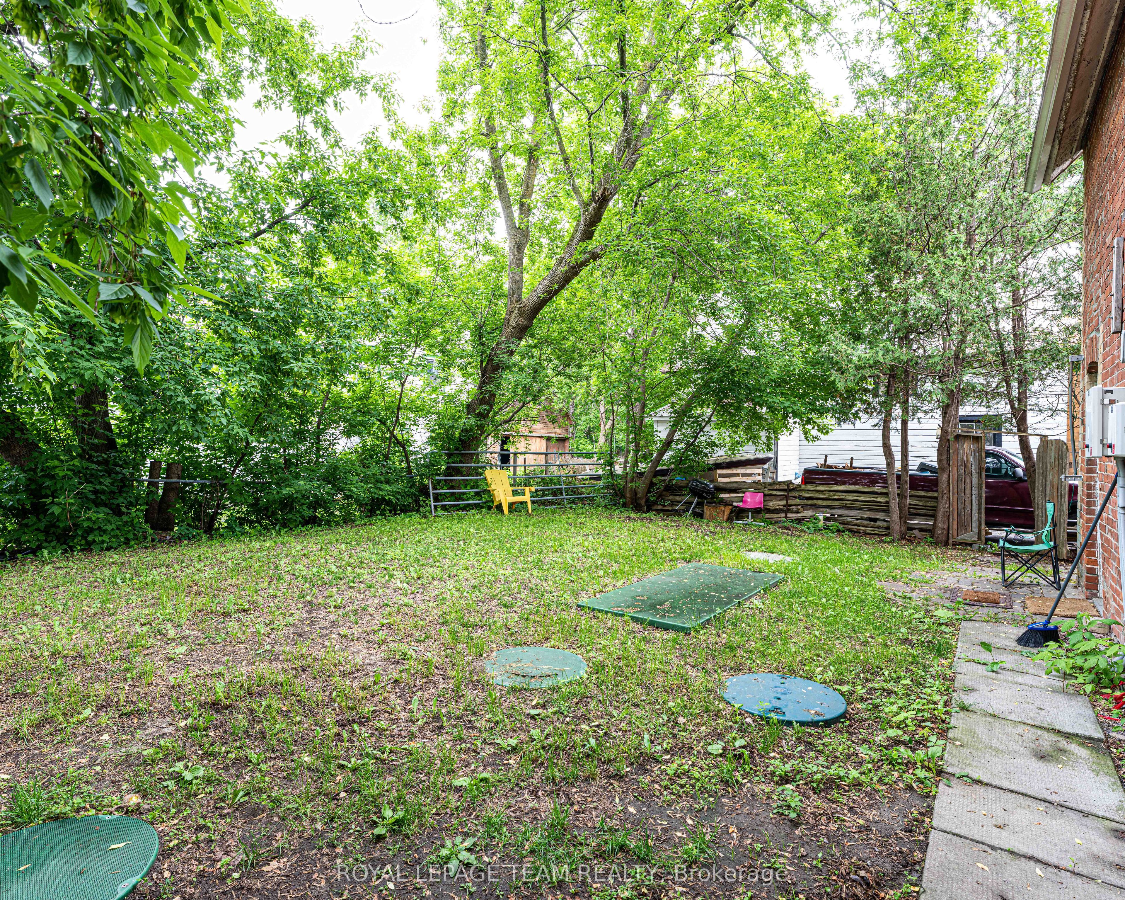 6607-6613 Fourth Line Road Property Photo 6