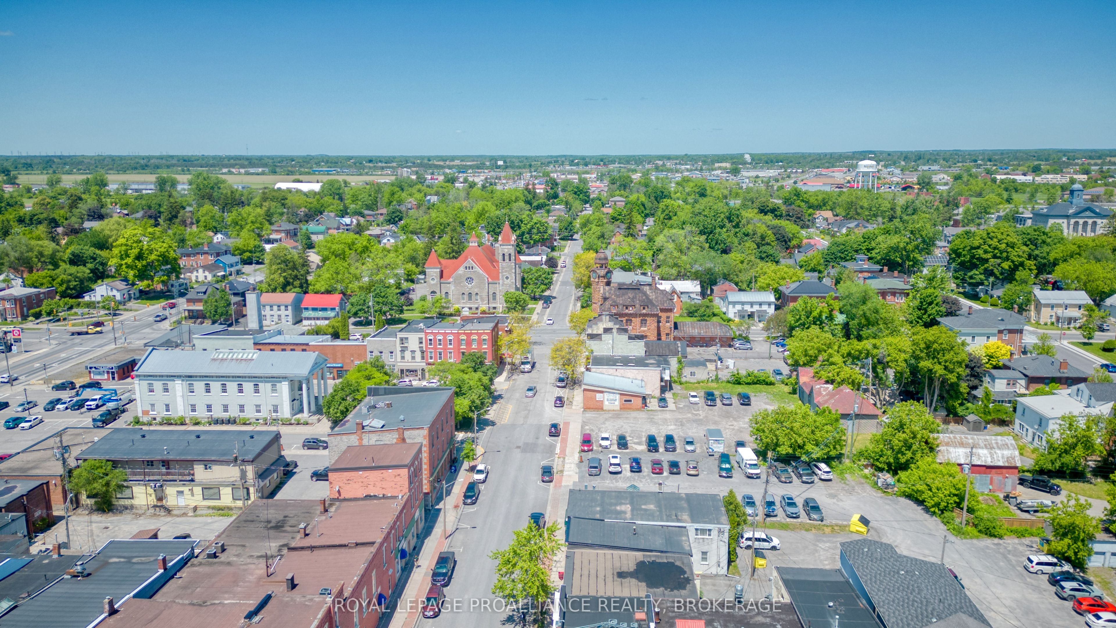 48 Dundas Street E Property Photo 28