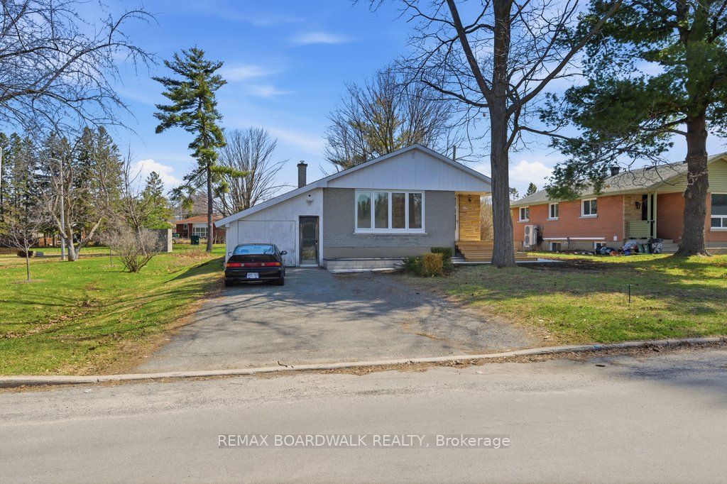 1279 Adirondack Drive Property Photo 1