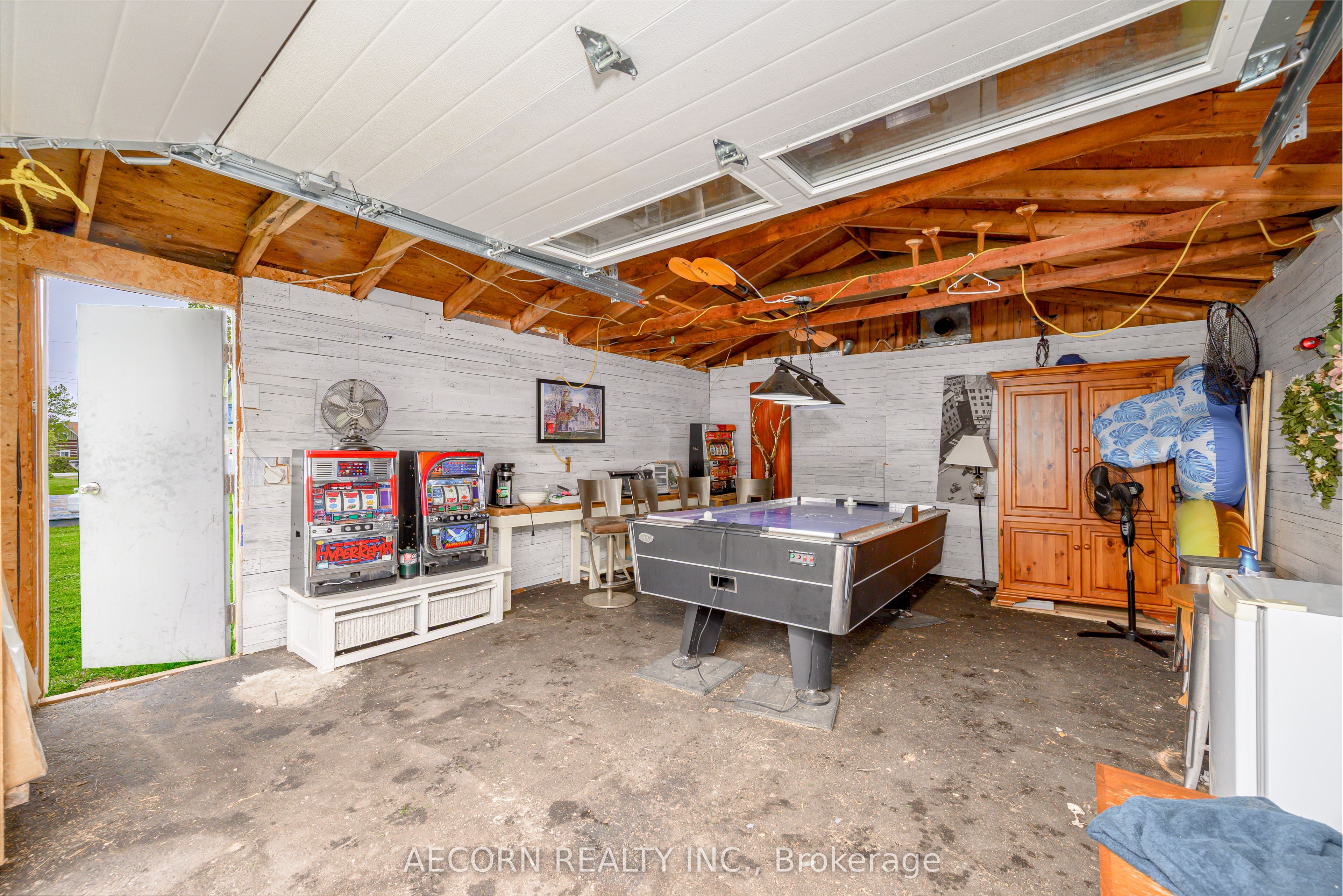 10 Alexander Avenue Property Photo 48