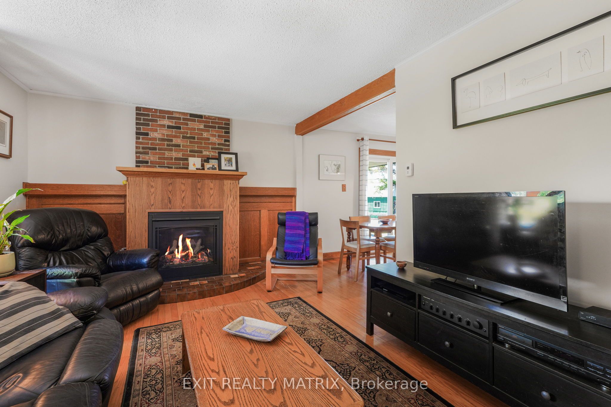 6416 Saumure Road Property Photo 6