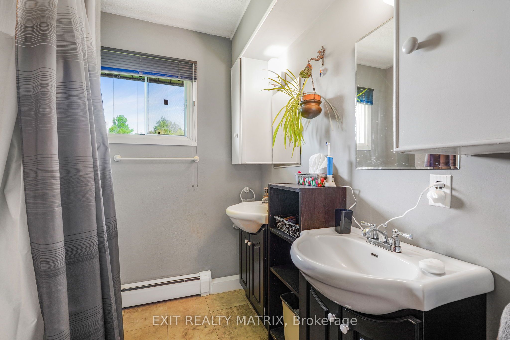 6416 Saumure Road Property Photo 15