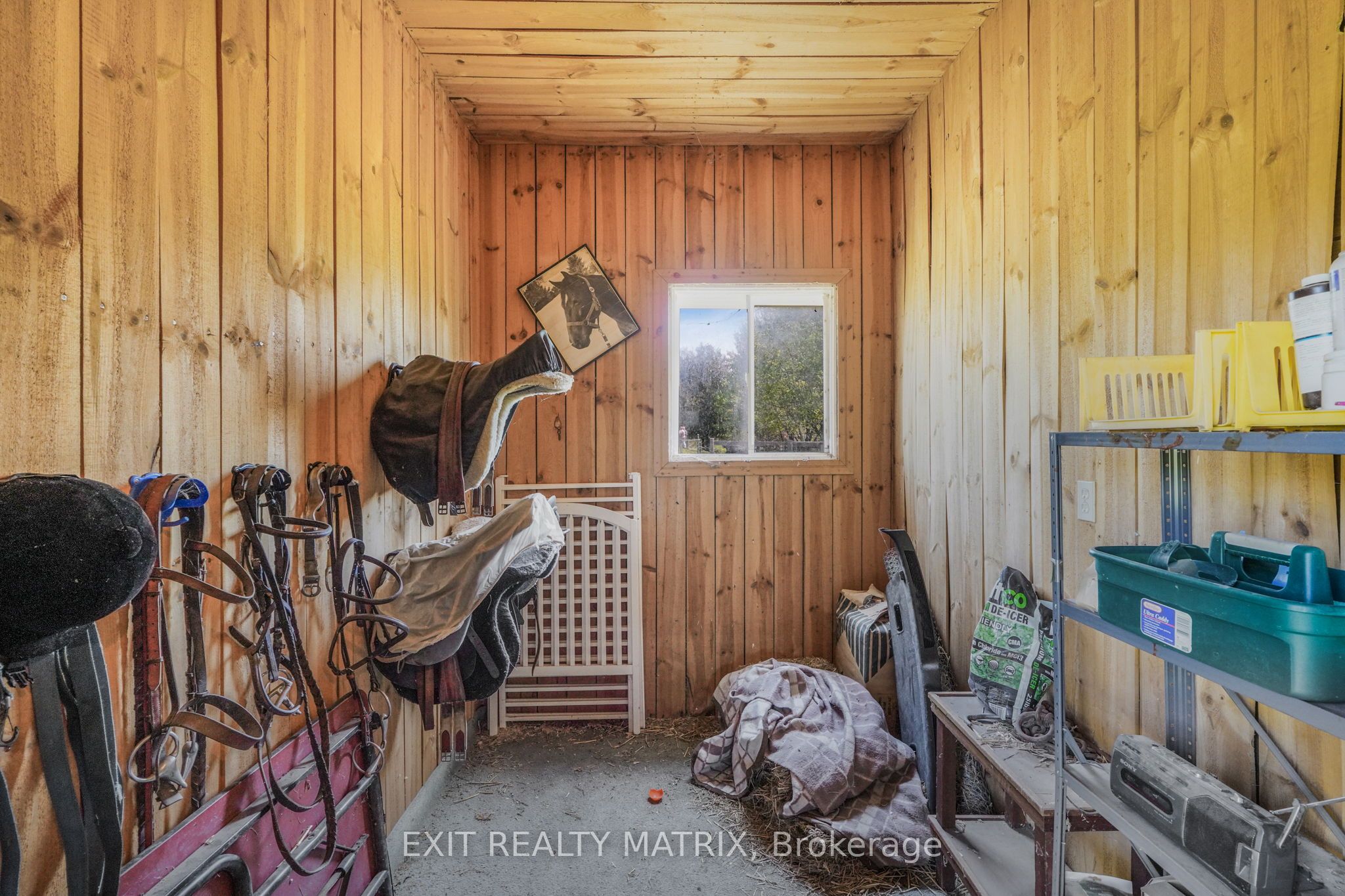 6416 Saumure Road Property Photo 33