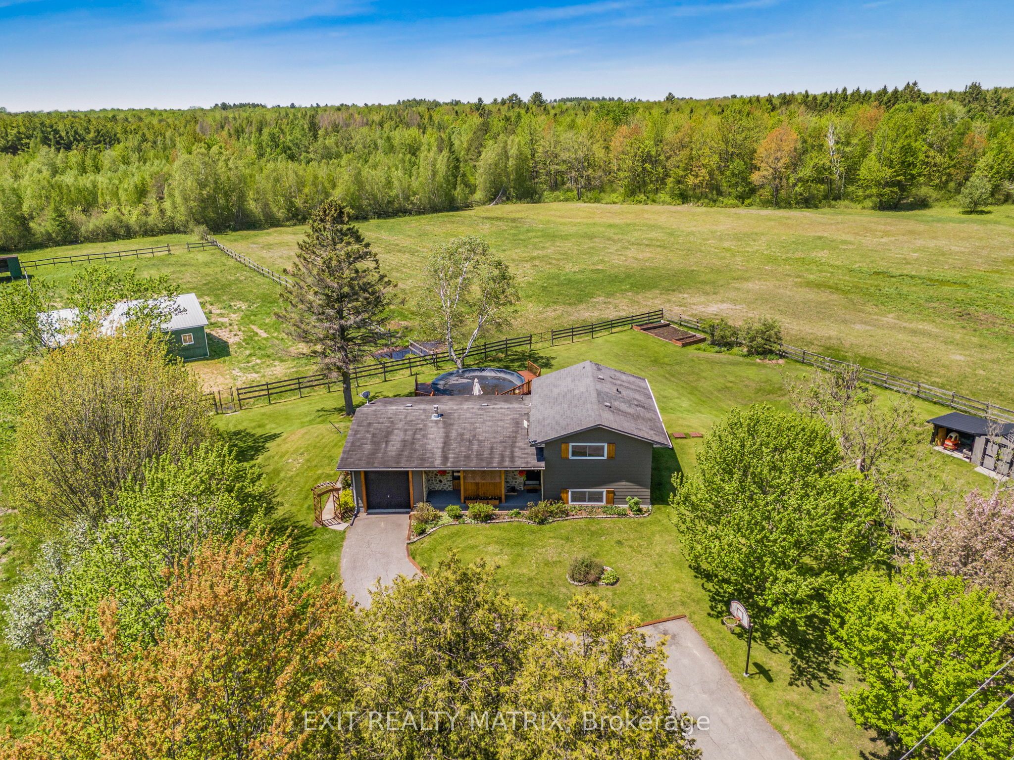 6416 Saumure Road Property Photo 34
