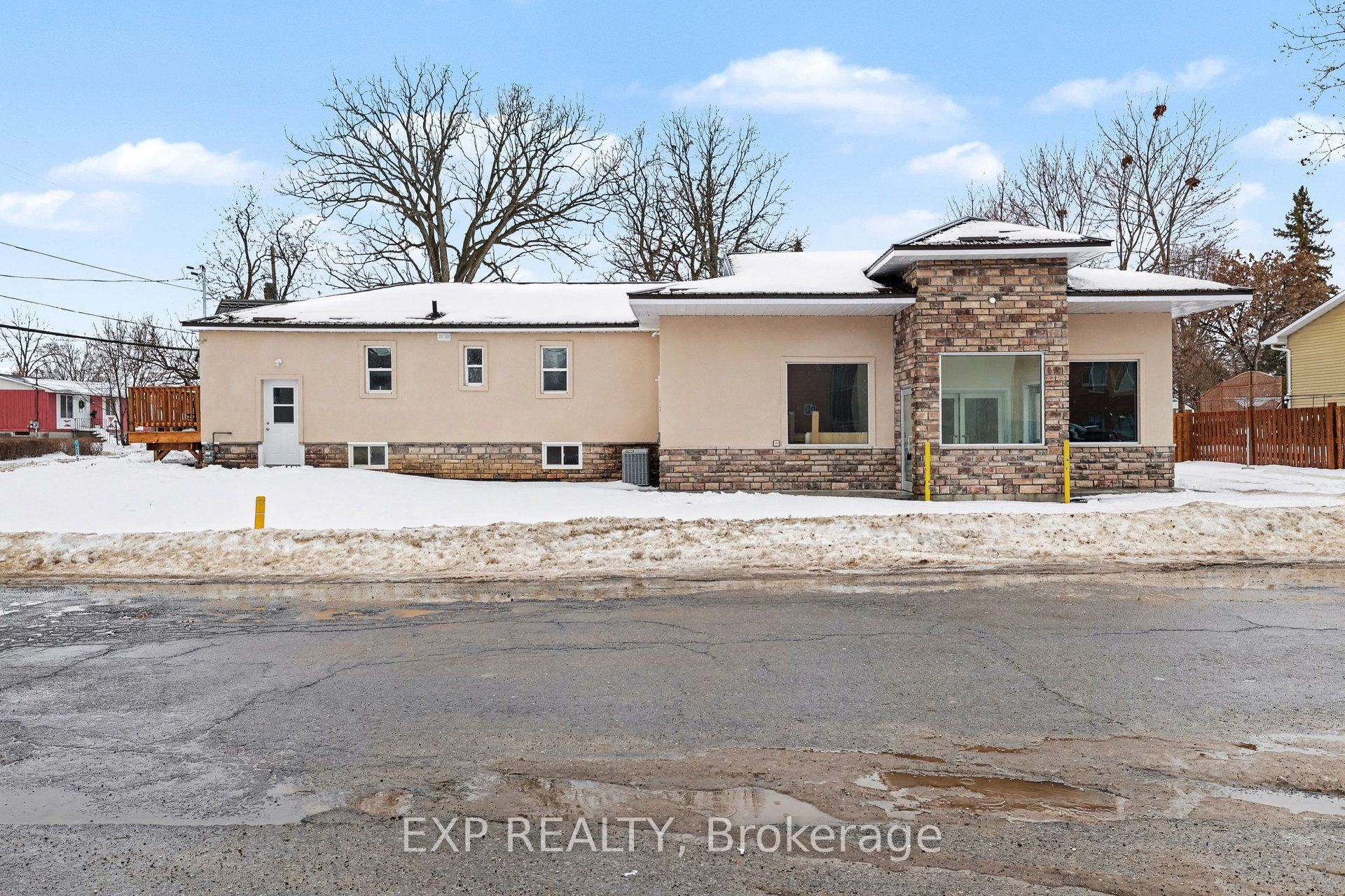 55 Spring Street Property Photo 9