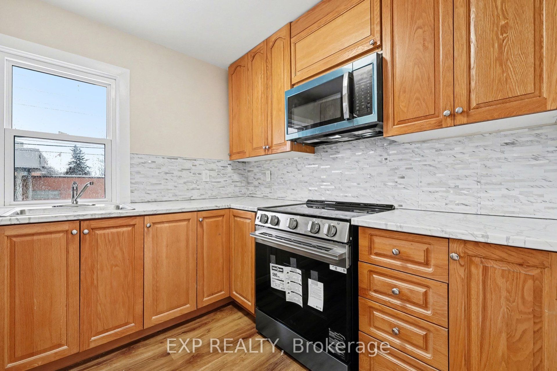 55 Spring Street Property Photo 32