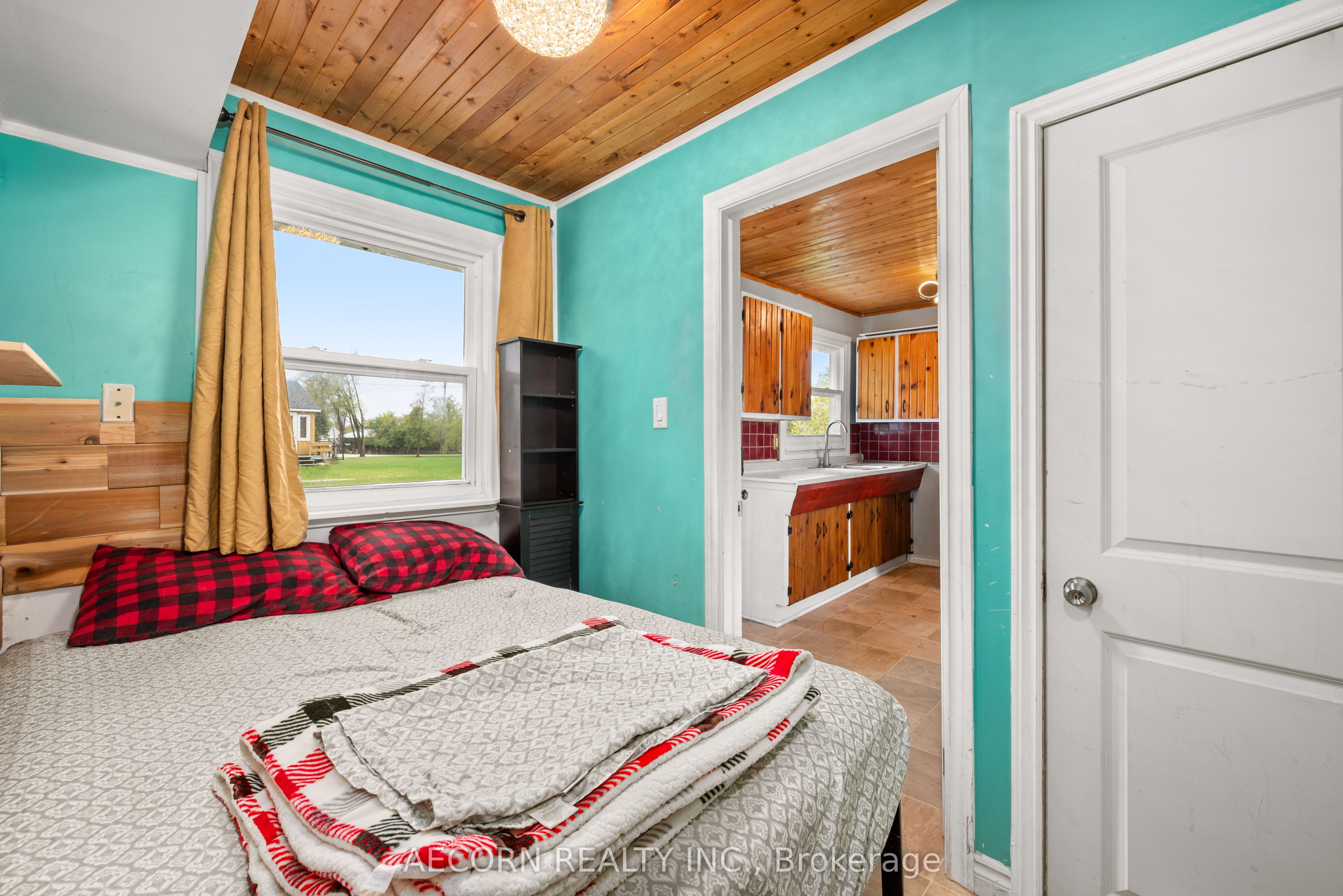 10 Alexander Avenue Property Photo 15