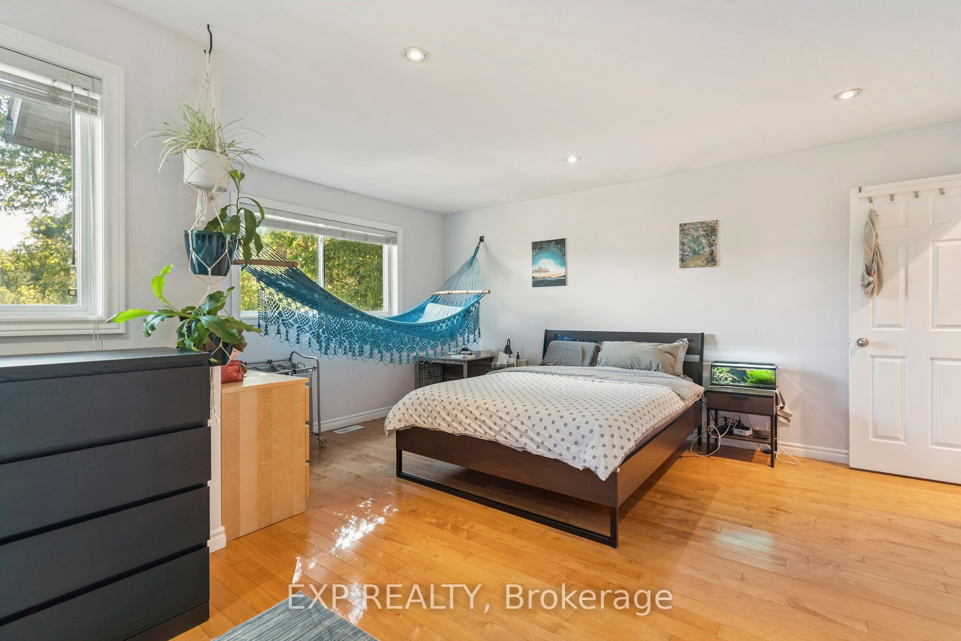 27 Pettit Street Property Photo 25