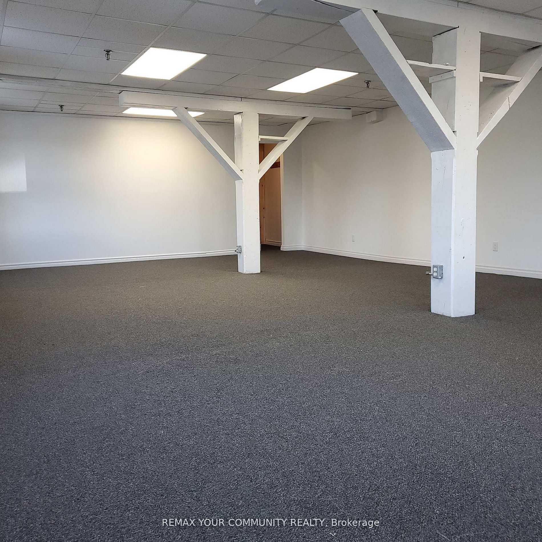 172 Main Street 208 Property Photo 2