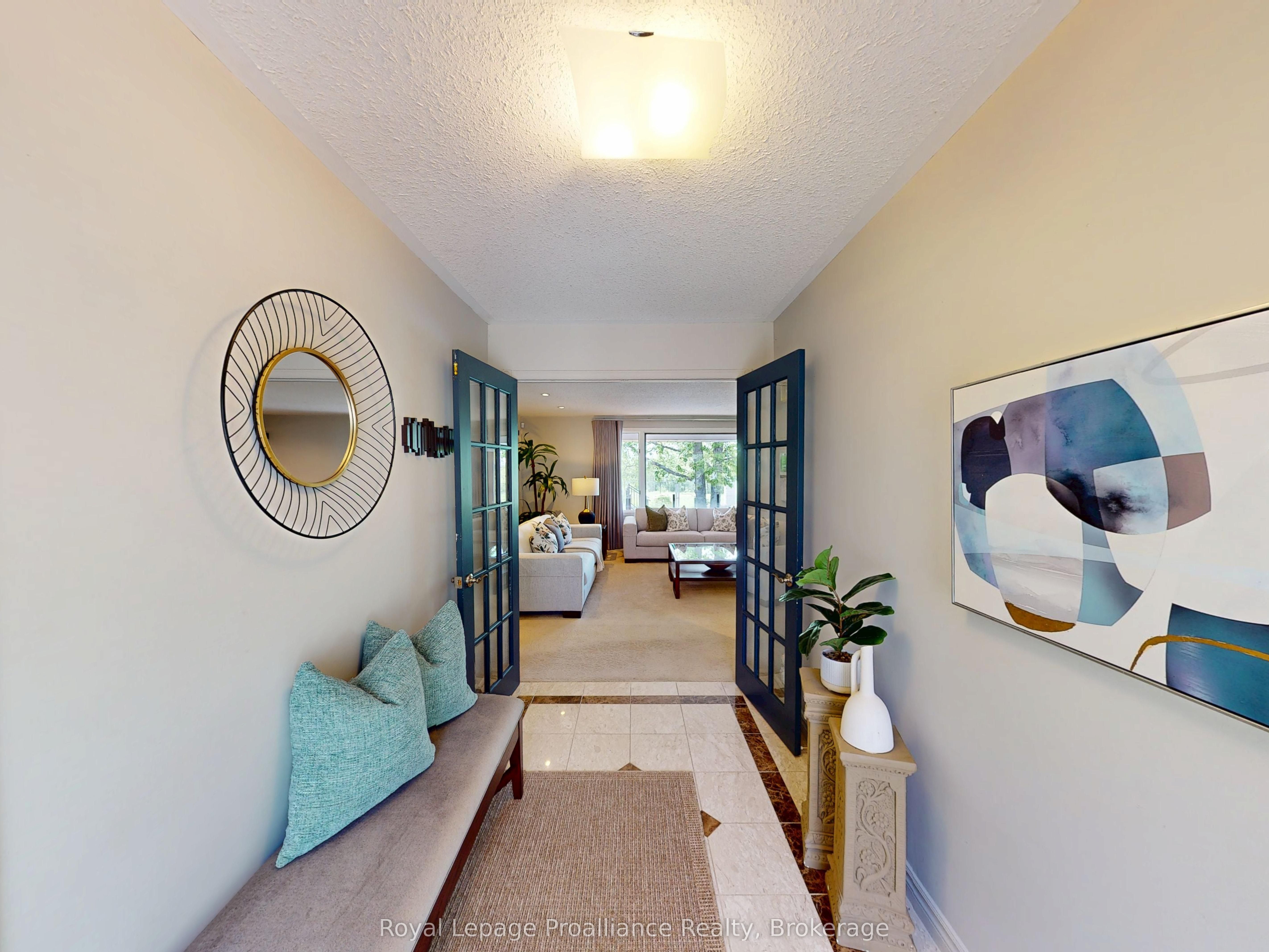 100 Bay Breeze Street Property Photo 4