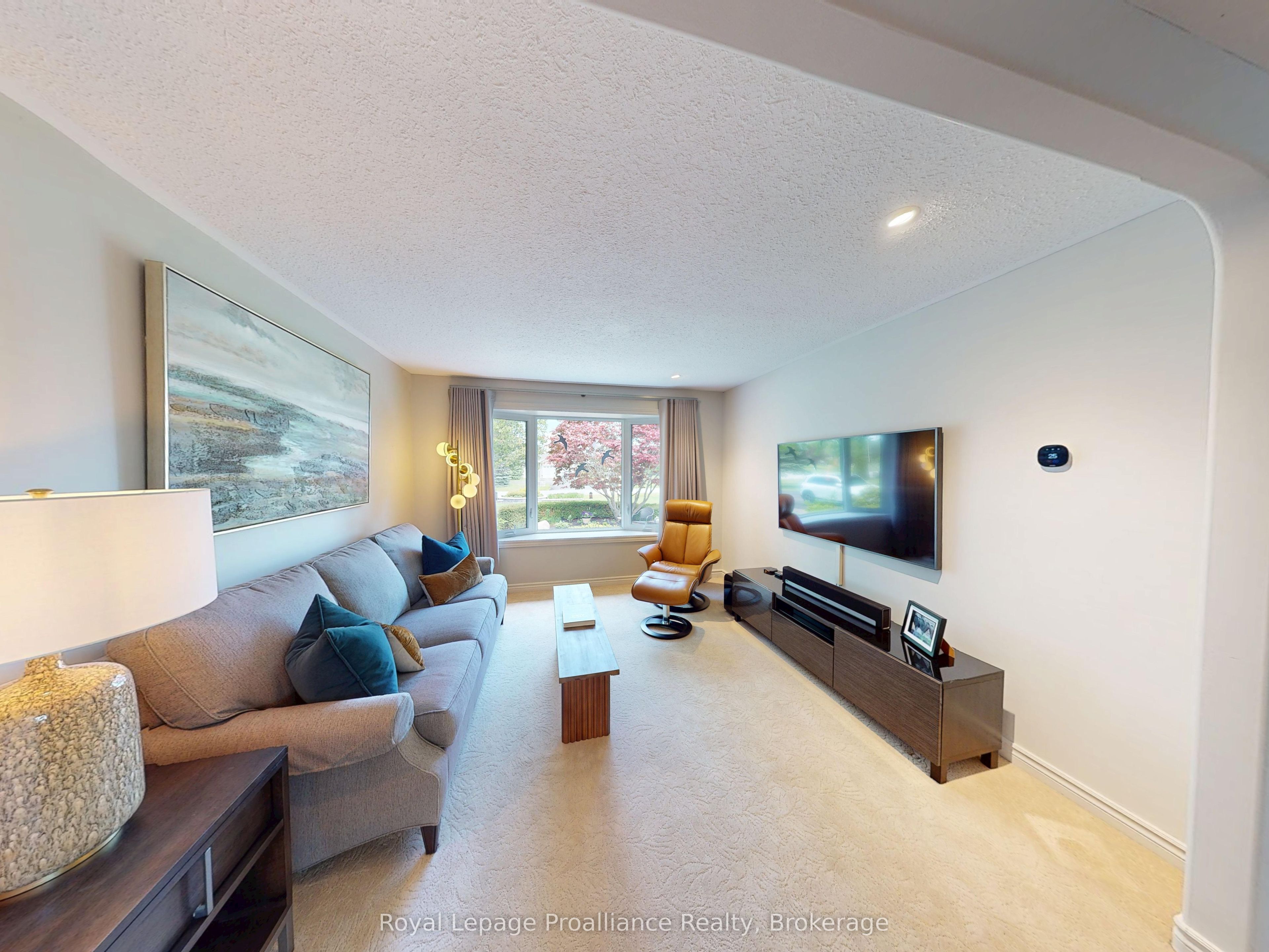 100 Bay Breeze Street Property Photo 7