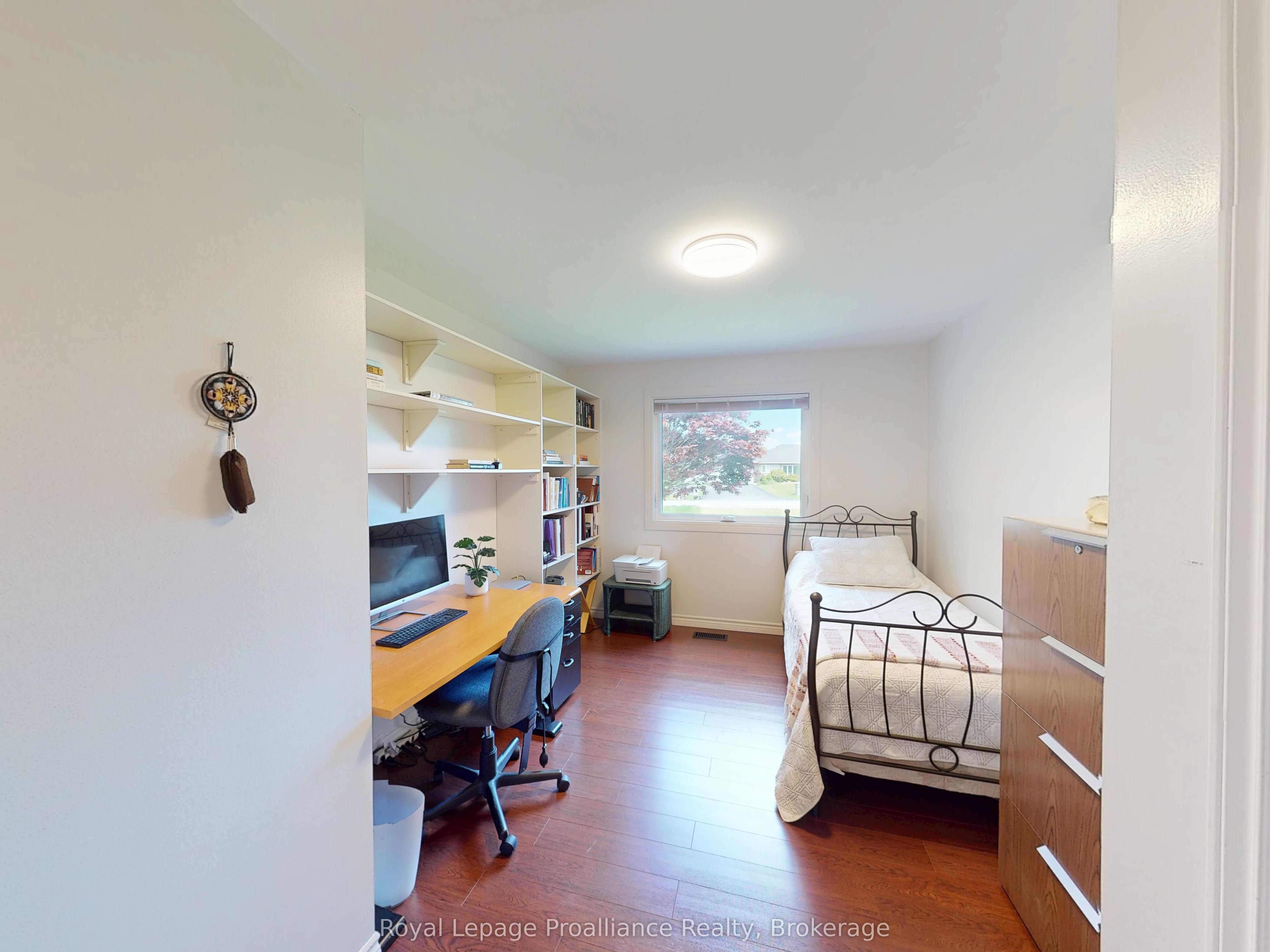 100 Bay Breeze Street Property Photo 10