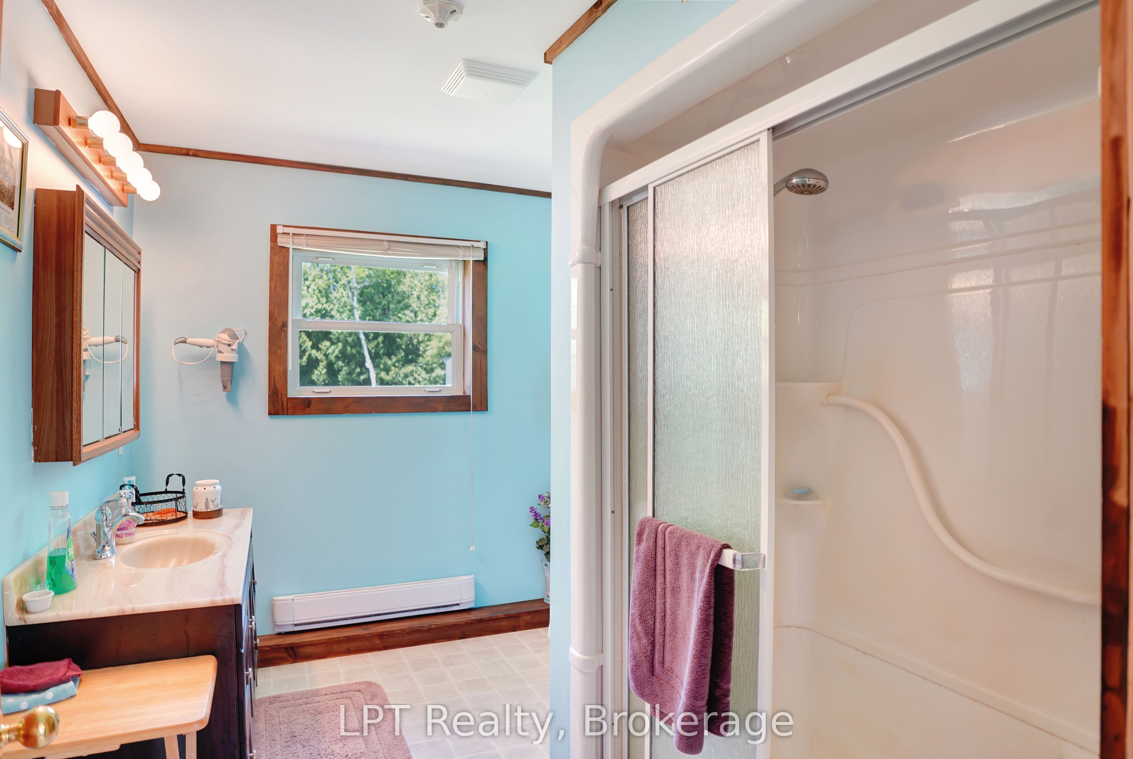 621 Huron Road Property Photo 18