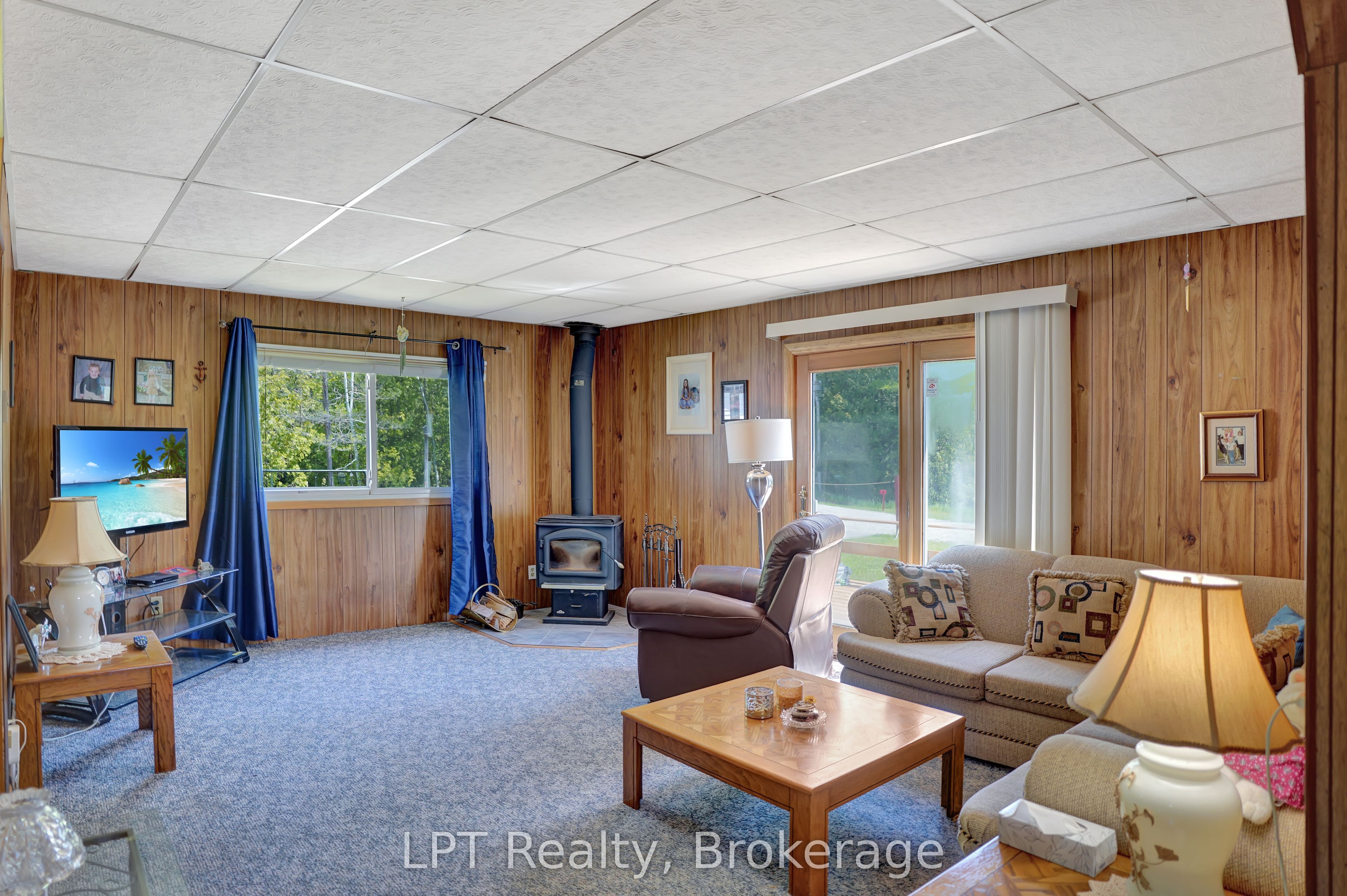 621 Huron Road Property Photo 19