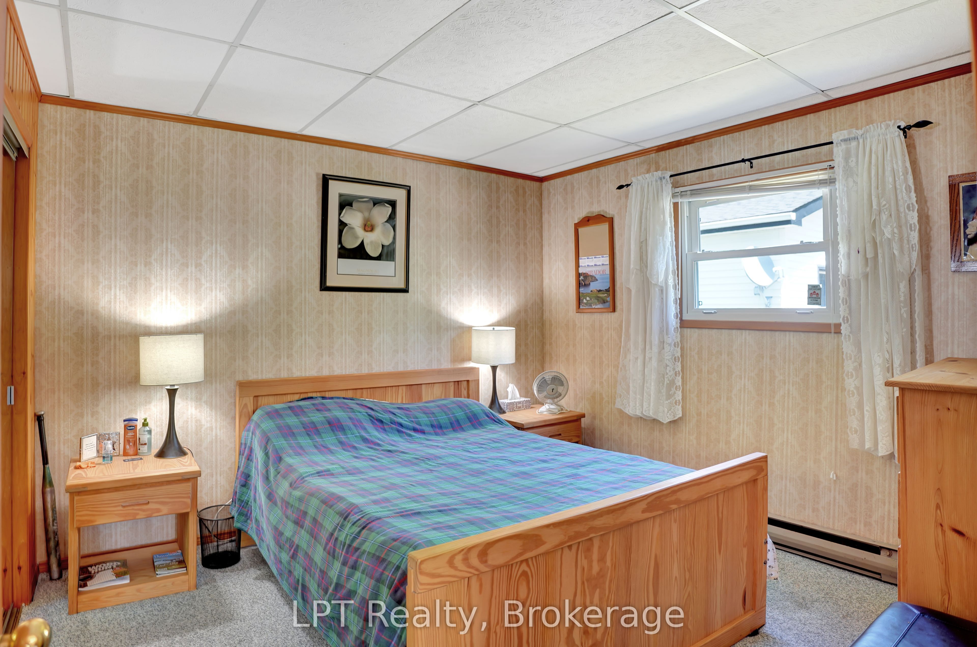 621 Huron Road Property Photo 22