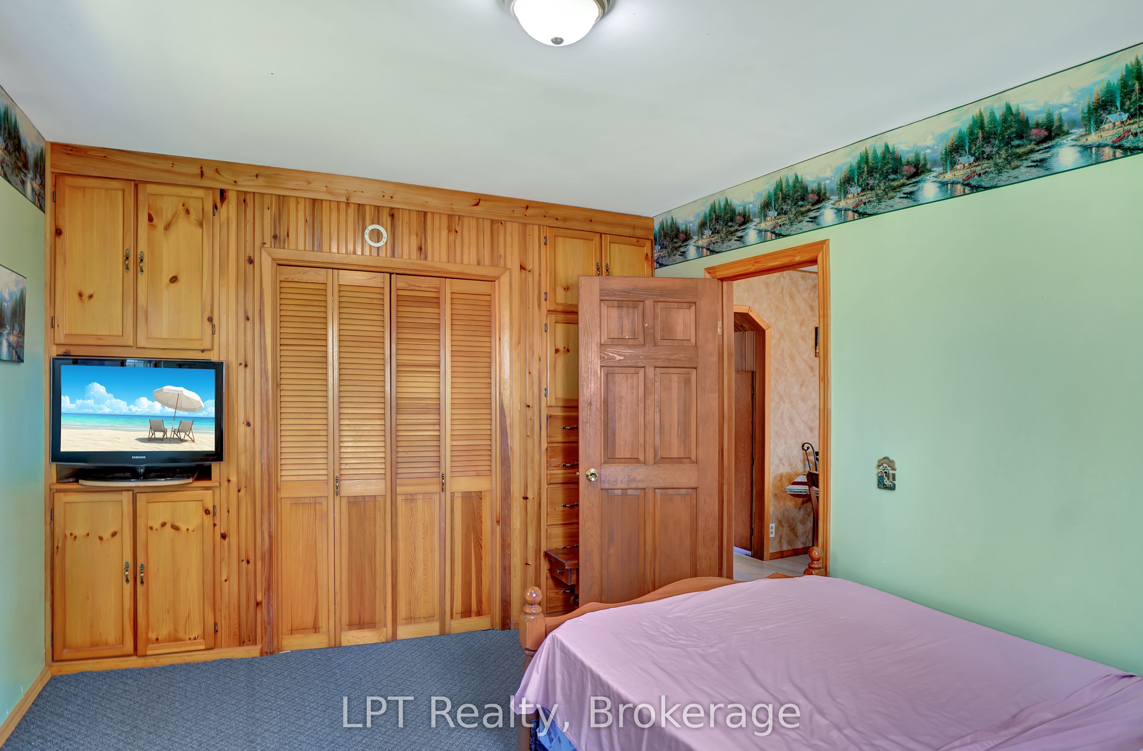 621 Huron Road Property Photo 24